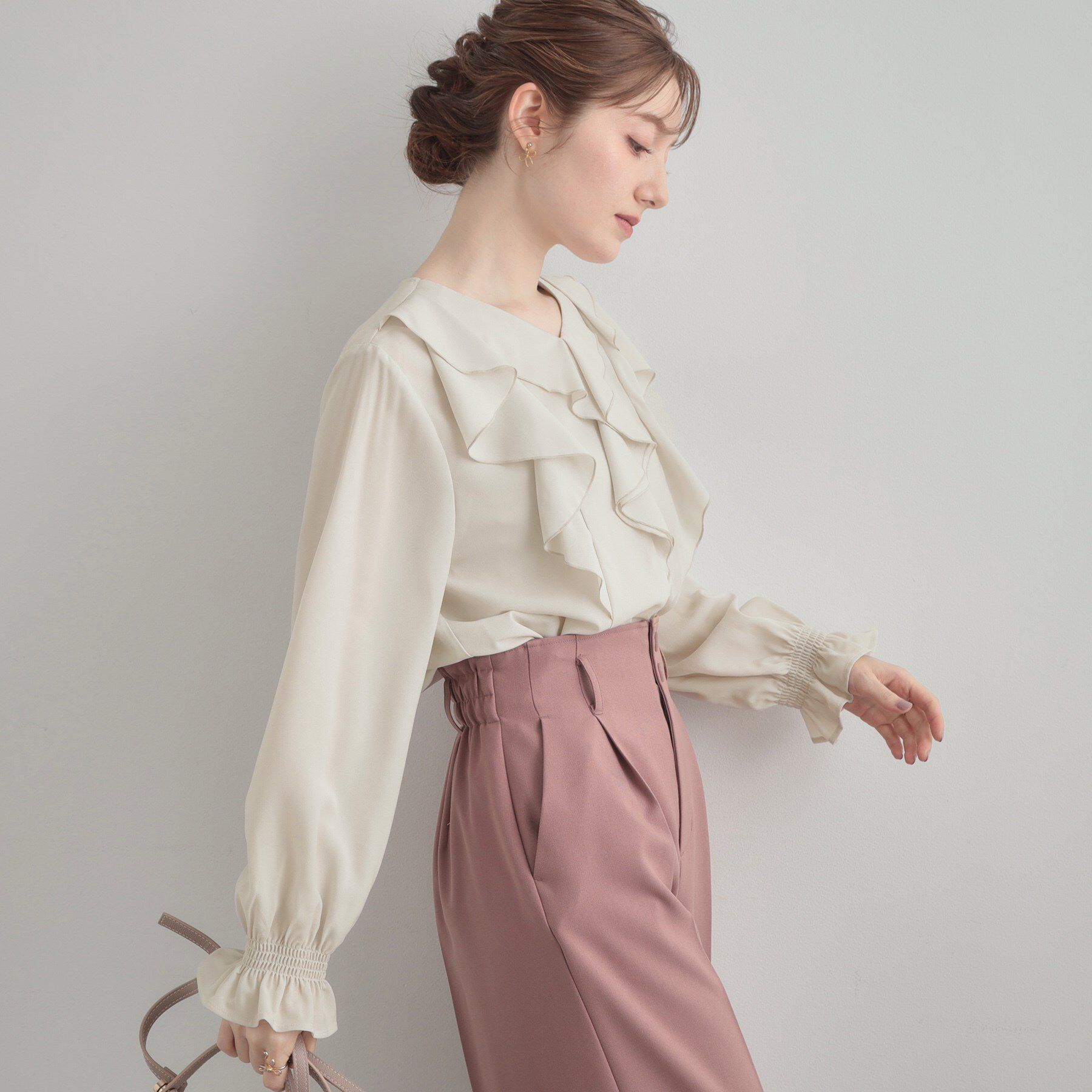 Couture broach「【大人可愛い・通勤】ラッフルフリルブラウス」|シャツ・ブラウス|