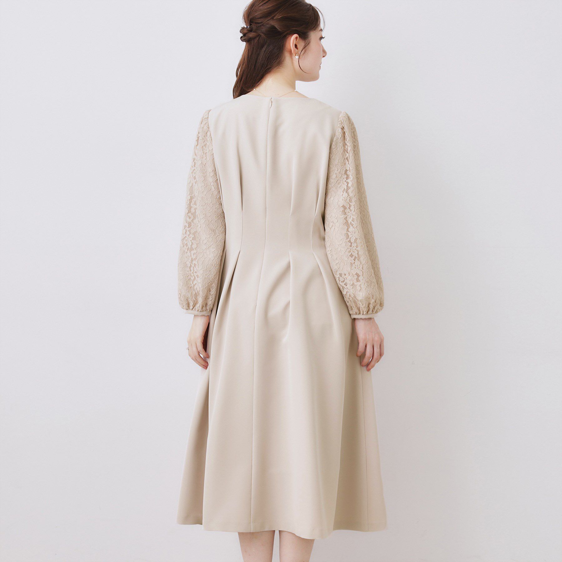 Couture broach「【ハレの日・通勤】レース袖タックフレアワンピース」|ワンピース|