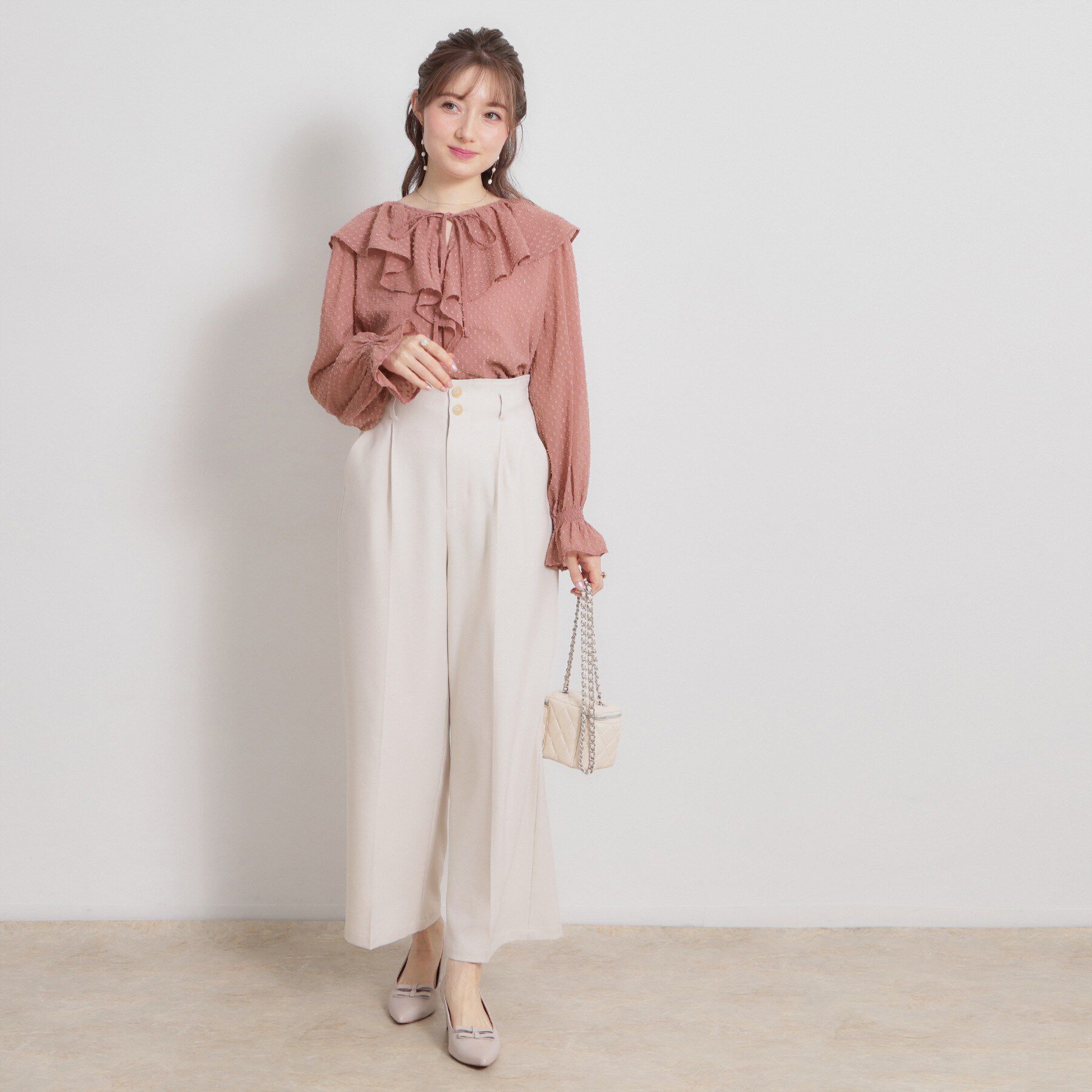 Couture broach「【着映え・洗える】ラメカットドビーフリルブラウス」|シャツ・ブラウス|