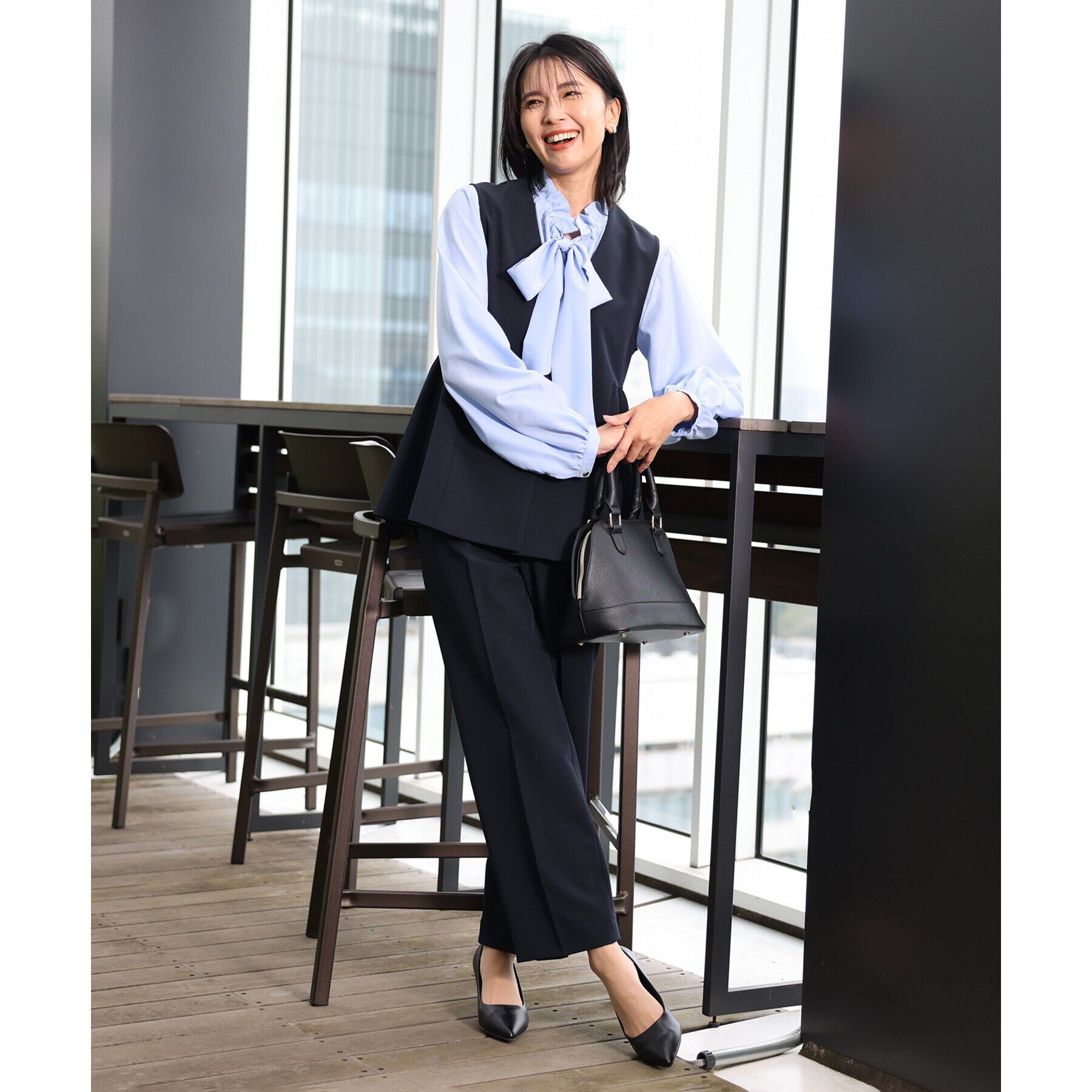 THE SHOP TK「【ONOFF活躍/セレモニー/通勤】ギャザーリボンタイブラウス/洗える」|シャツ・ブラウス|