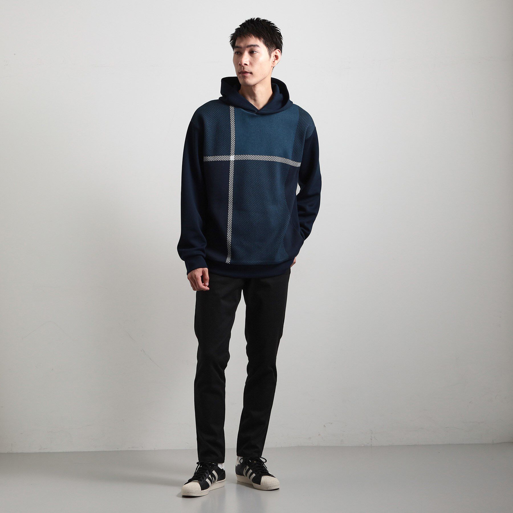 THE SHOP TK「【大人の休日スタイルにはこれ！】フロントチェック柄ニットパーカ　洗濯機OK」|パーカー|