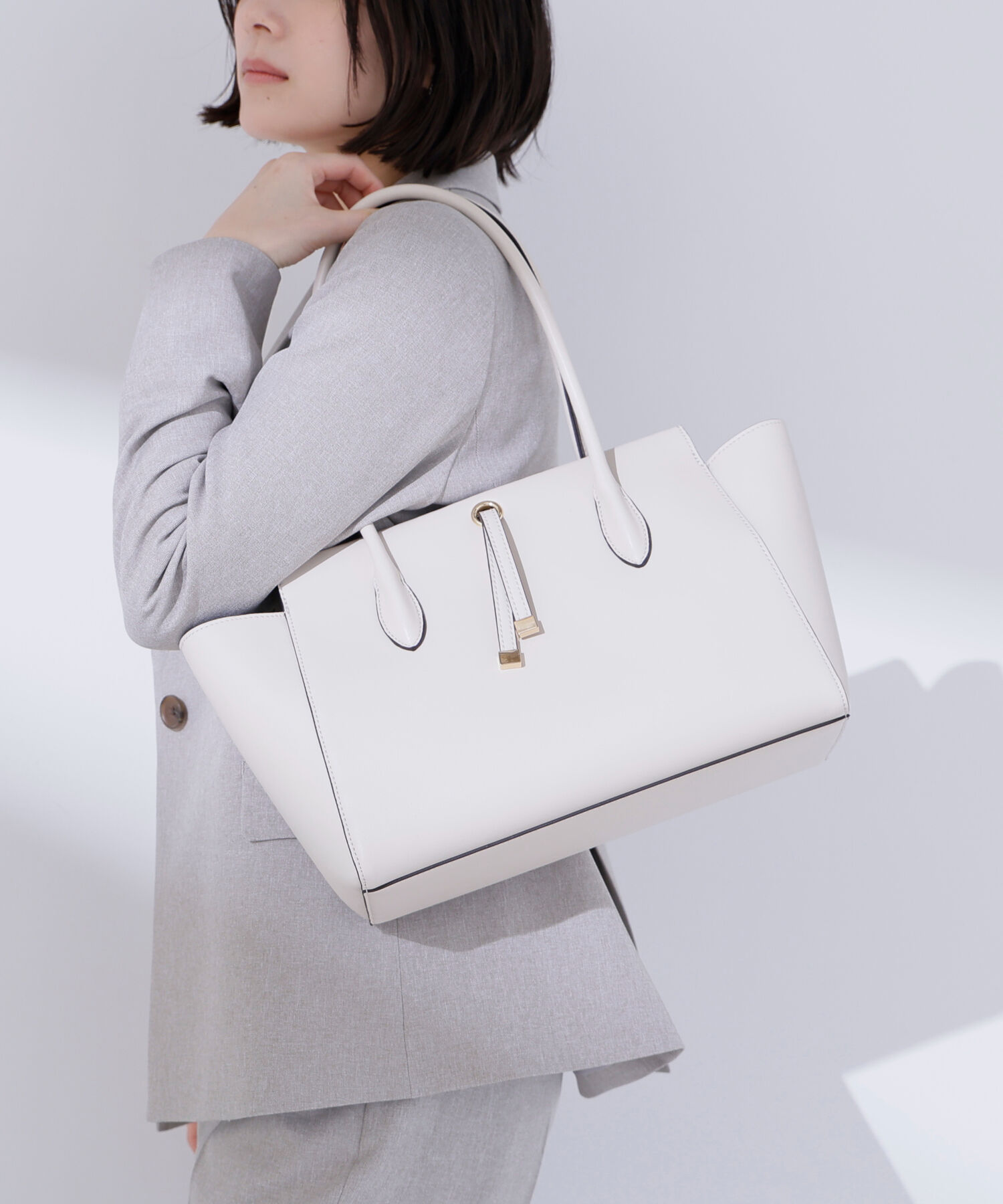  「バトーシェイプトートバッグ」|トートバッグ|オフ1