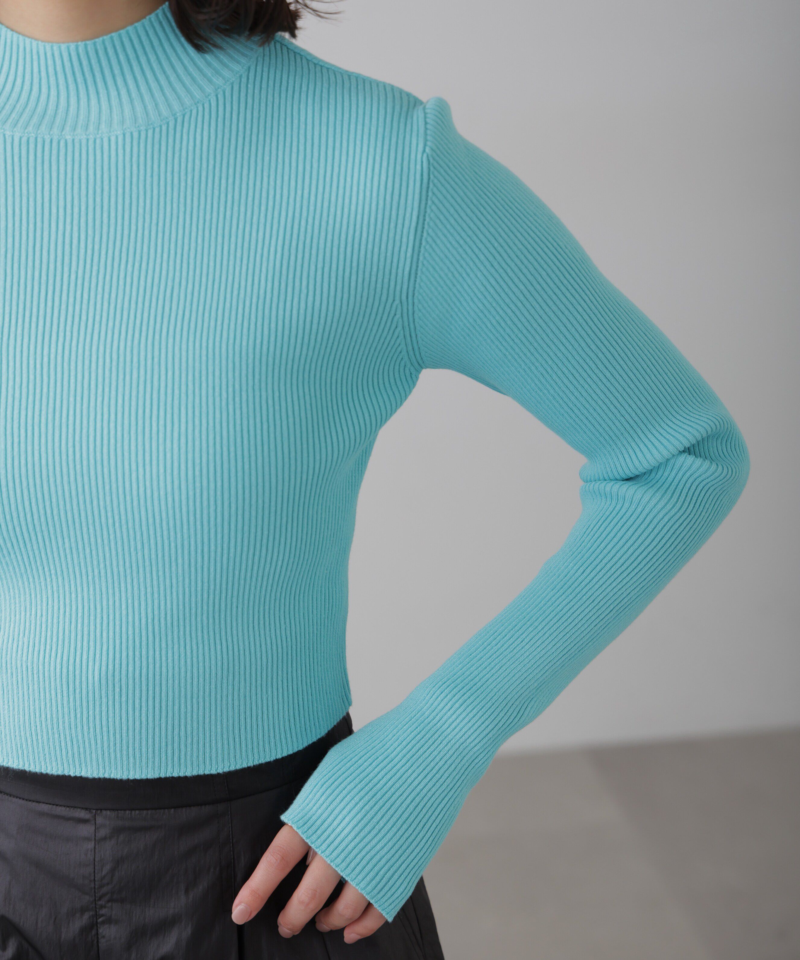  「〈洗える〉マシンウォッシャブルハイネックショート丈ニット」|ニット・セーター|