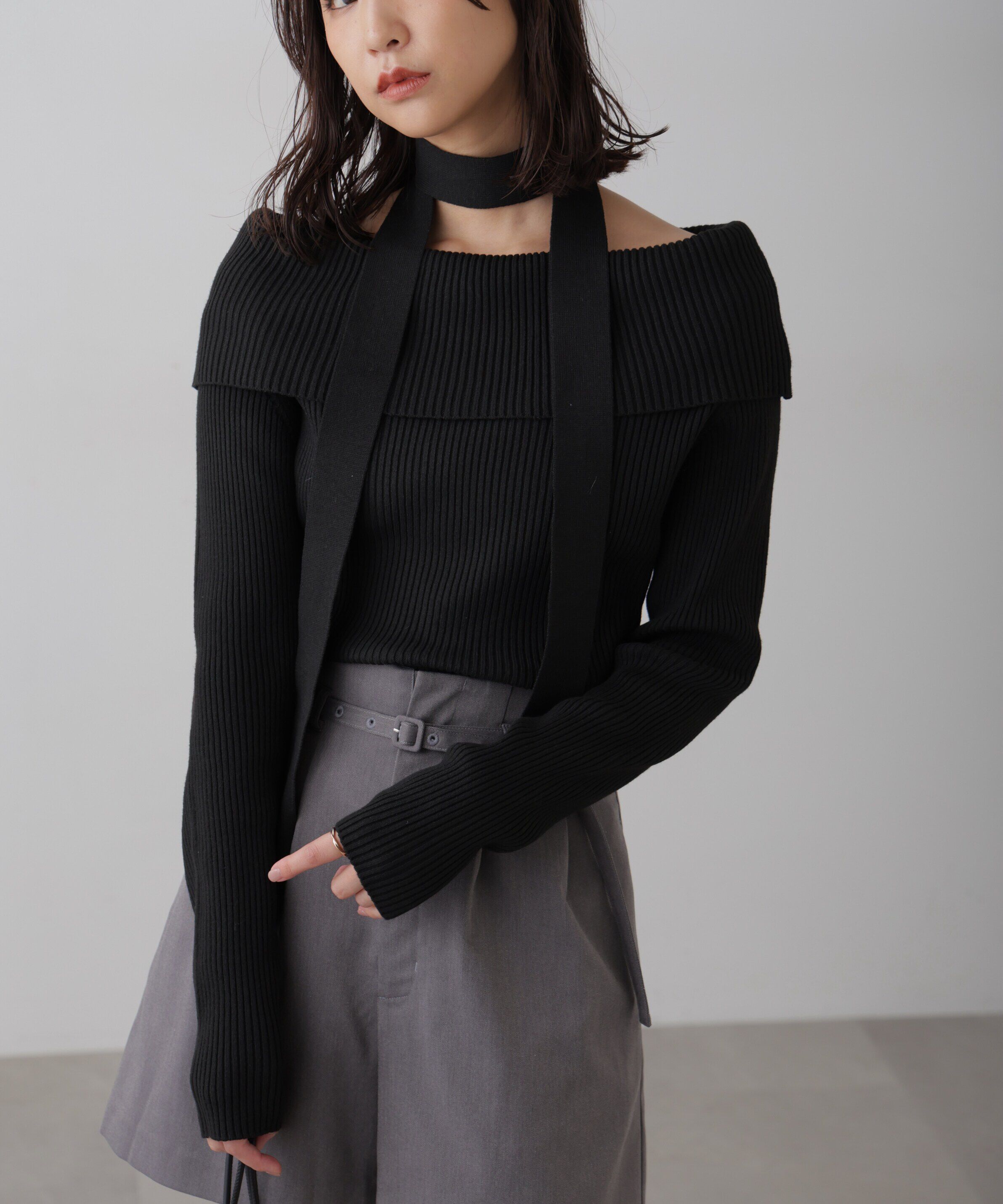  「チョーカー付きオフショルニット」|ニット・セーター|ブラック