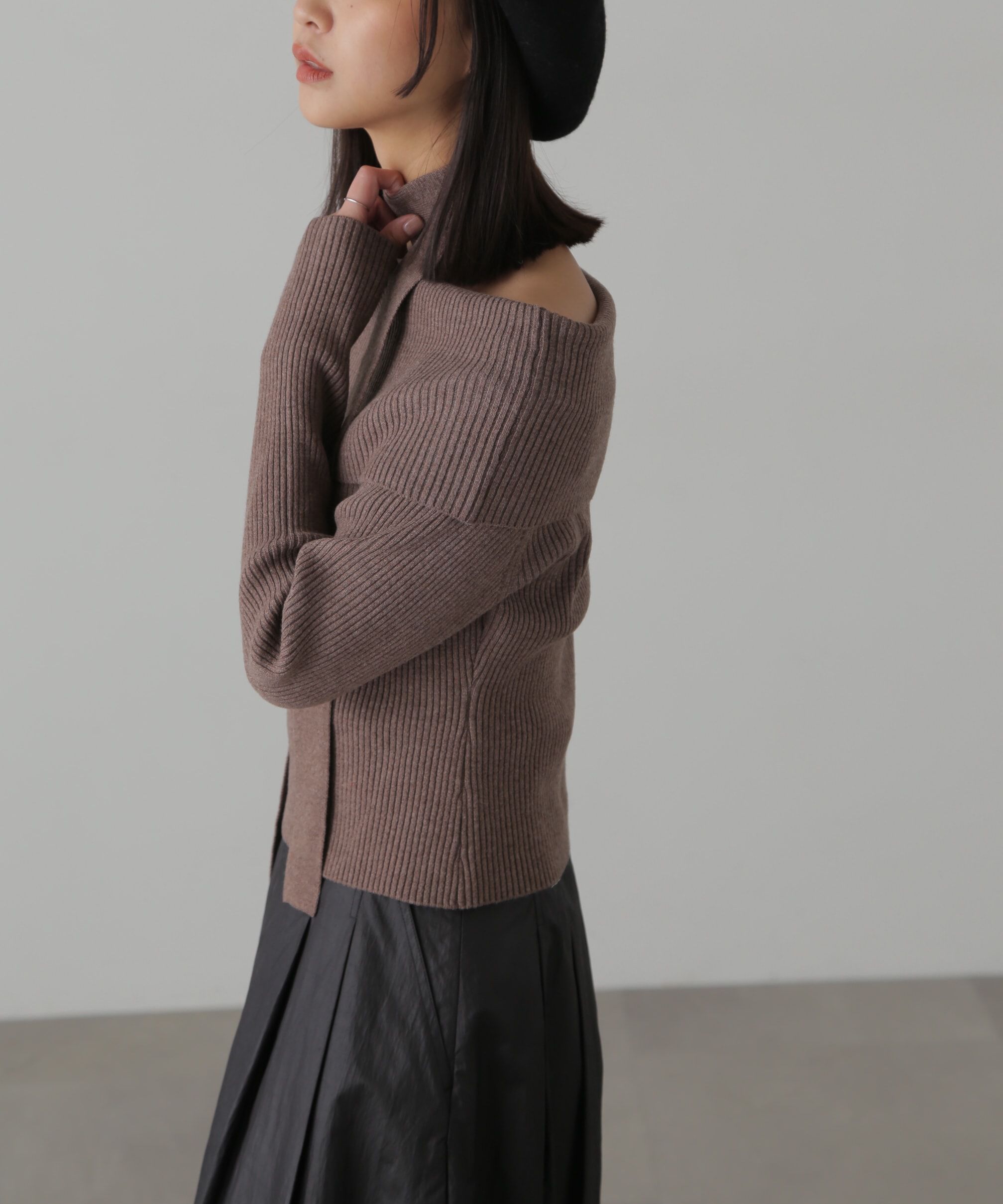  「チョーカー付きオフショルニット」|ニット・セーター|