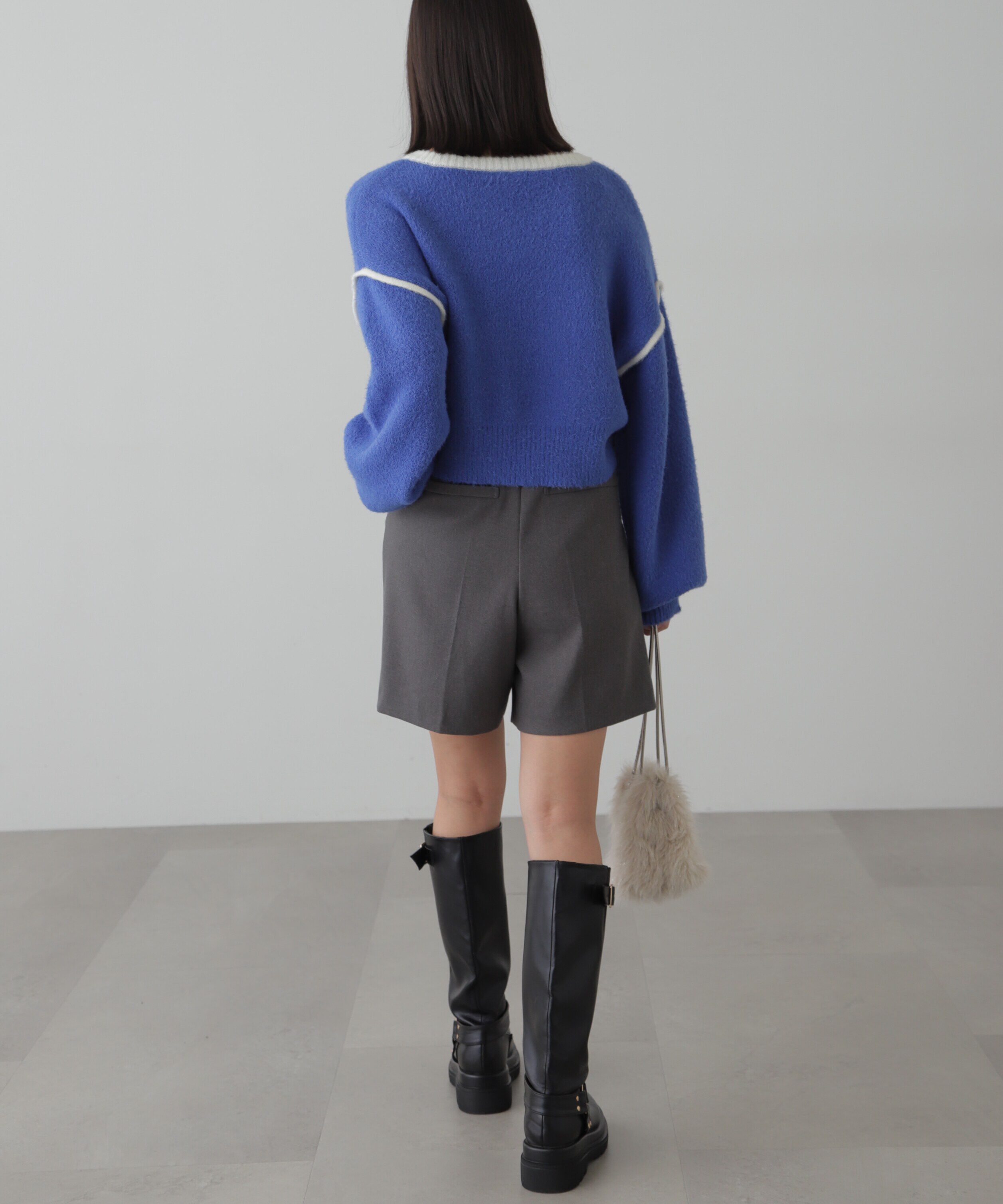  「Vネック配色ショート丈ニット」|ニット・セーター|