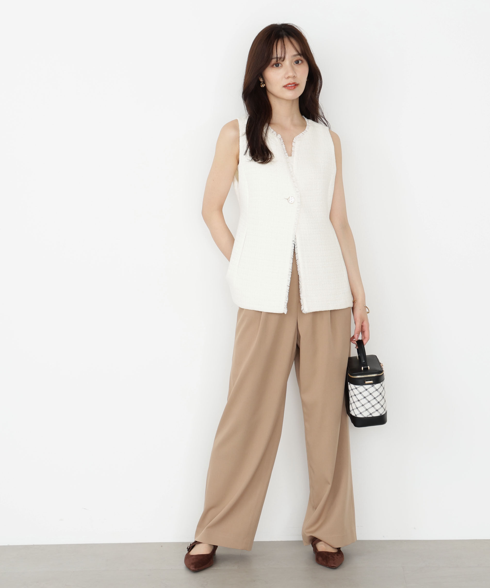 PROPORTION BODY DRESSING「ニュアンス釦ツイードジレ 25AW」|ブルゾン・スタジャン|