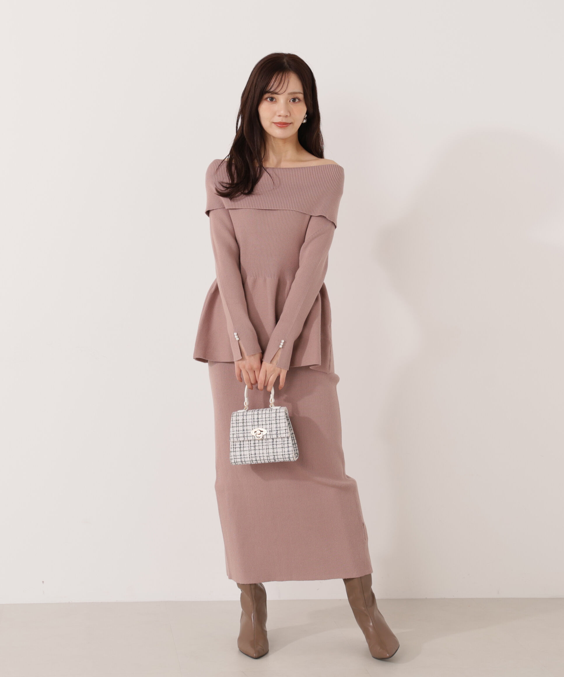 PROPORTION BODY DRESSING「オフショルペプラムニットセット　25AW」|ワンピース|モカ1