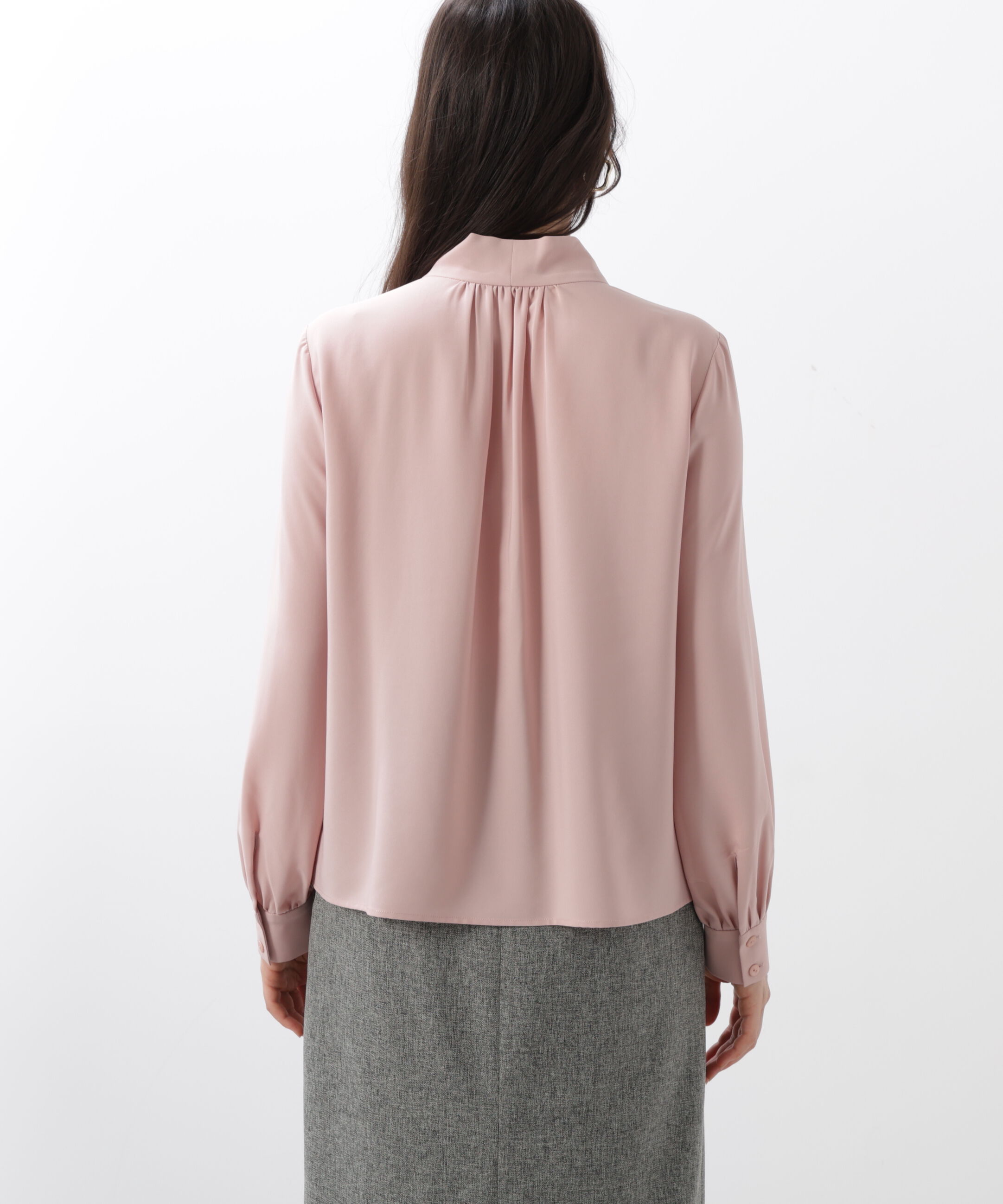  「［WEB/店舗限定カラー］ラッフルアクセントボウタイブラウス」|シャツ・ブラウス|