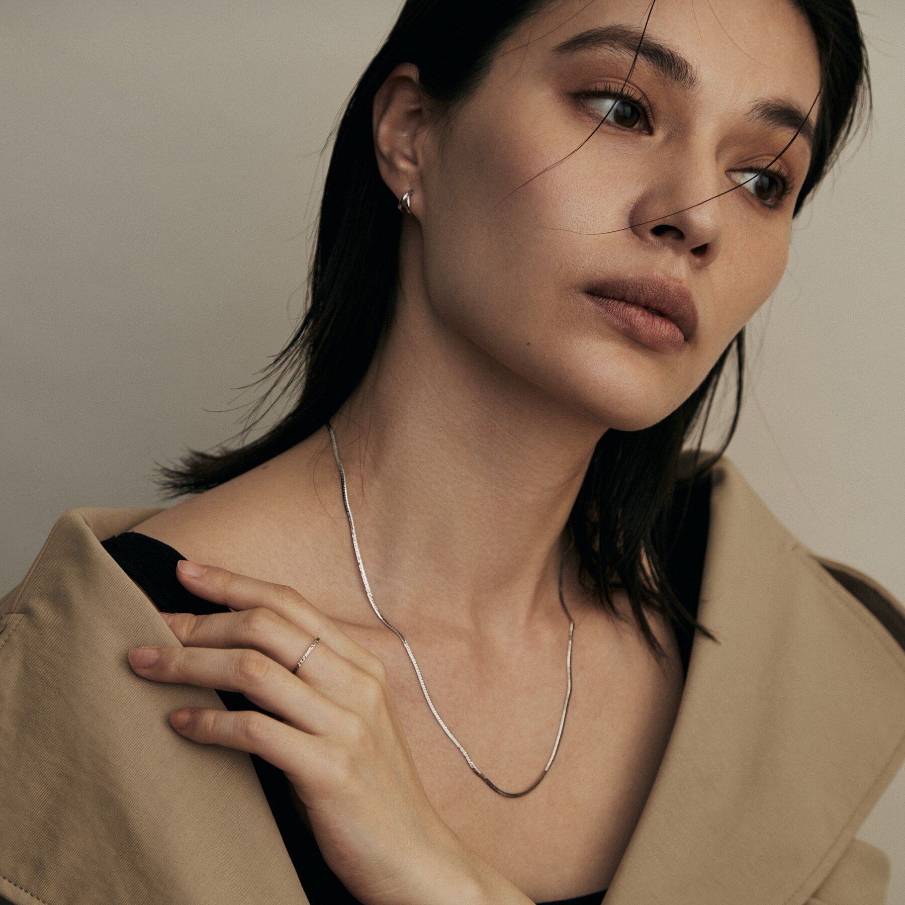 COCOSHNIK「プラチナ フラットヘリンボーン ネックレス」|ネックレス|