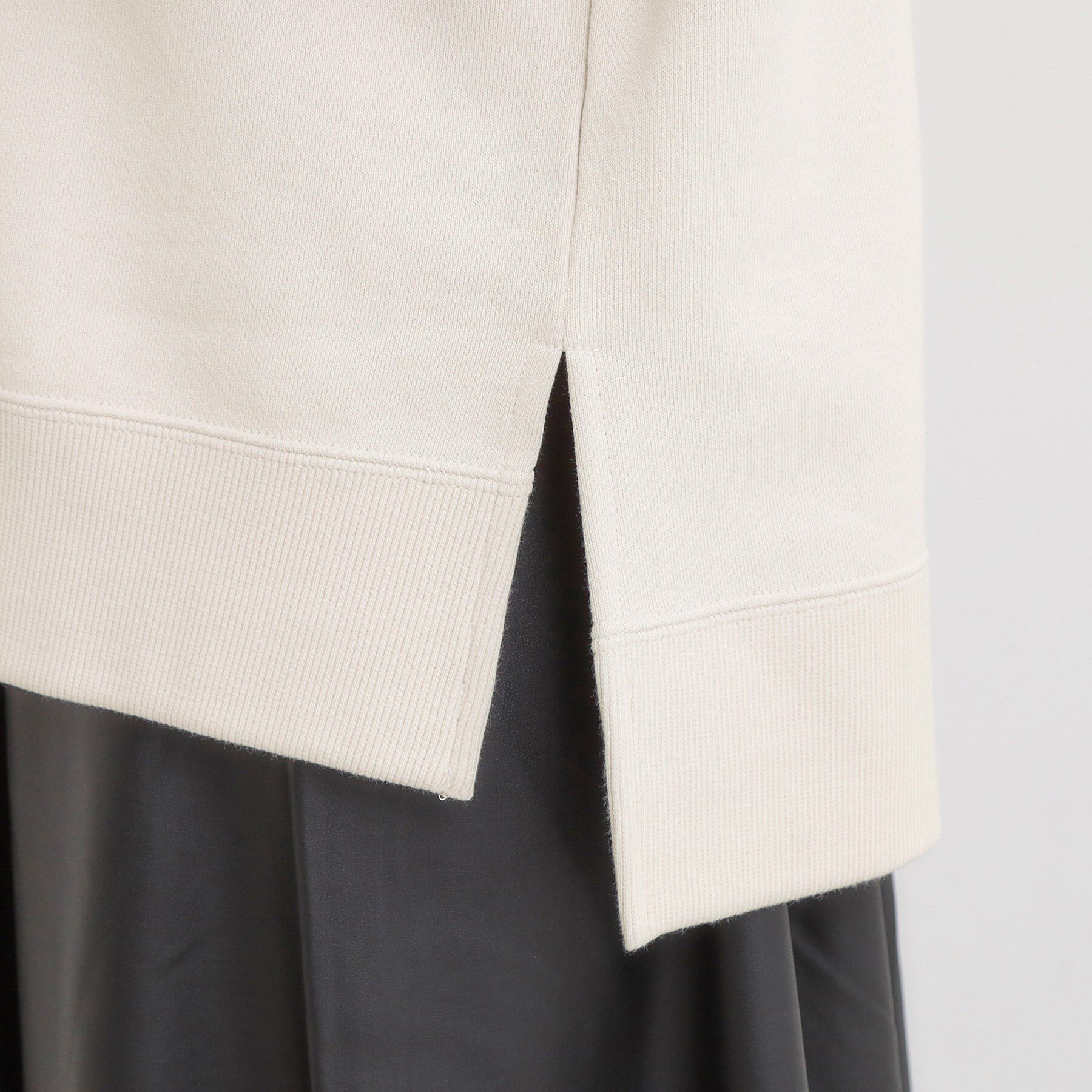 SHOO･LA･RUE「グラフィックアソート裏毛スウェット」|パーカー|