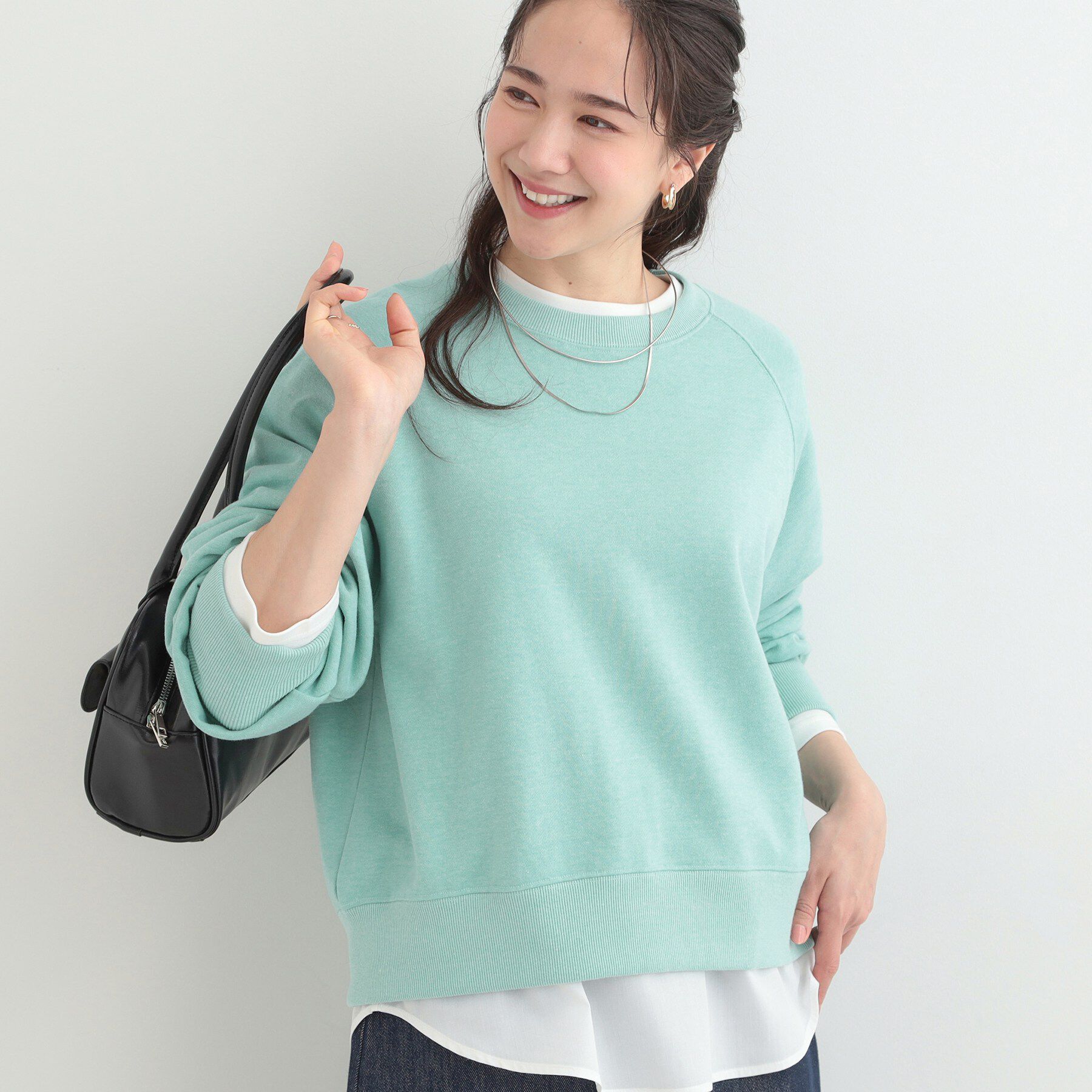 SHOO･LA･RUE「MIX調 シンプルラグランスウェット」|パーカー|ブルー(092)