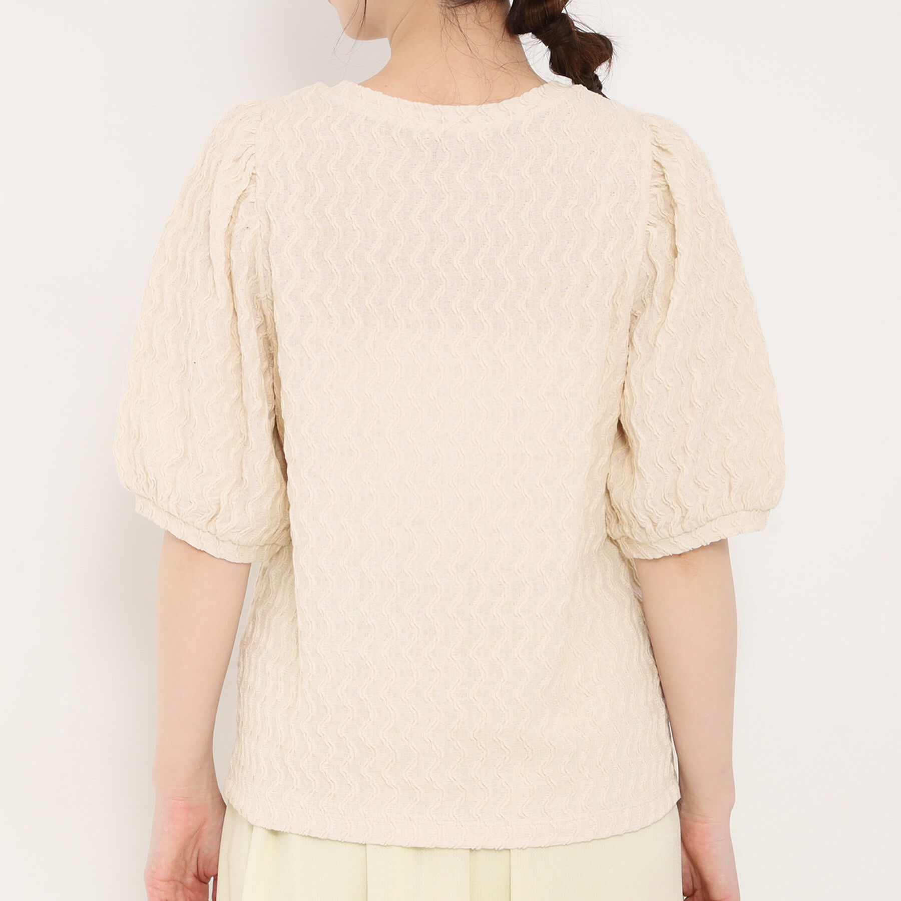 SHOO･LA･RUE「【洗濯機可/S-LL】ウェーブ柄ジャカード パフスリーブトップス」|Tシャツ・カットソー|