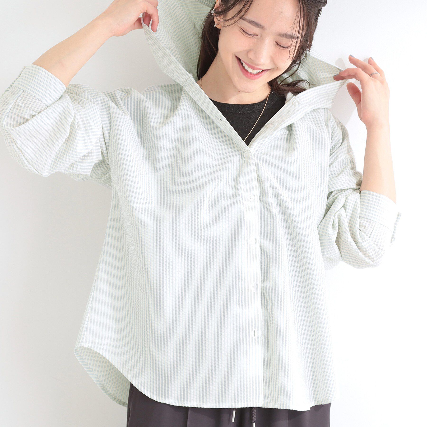 SHOO･LA･RUE「【洗濯機可/S-LL】体型カバーも叶う フード付きストライプシャツ」|シャツ・ブラウス|サックスブルー(39