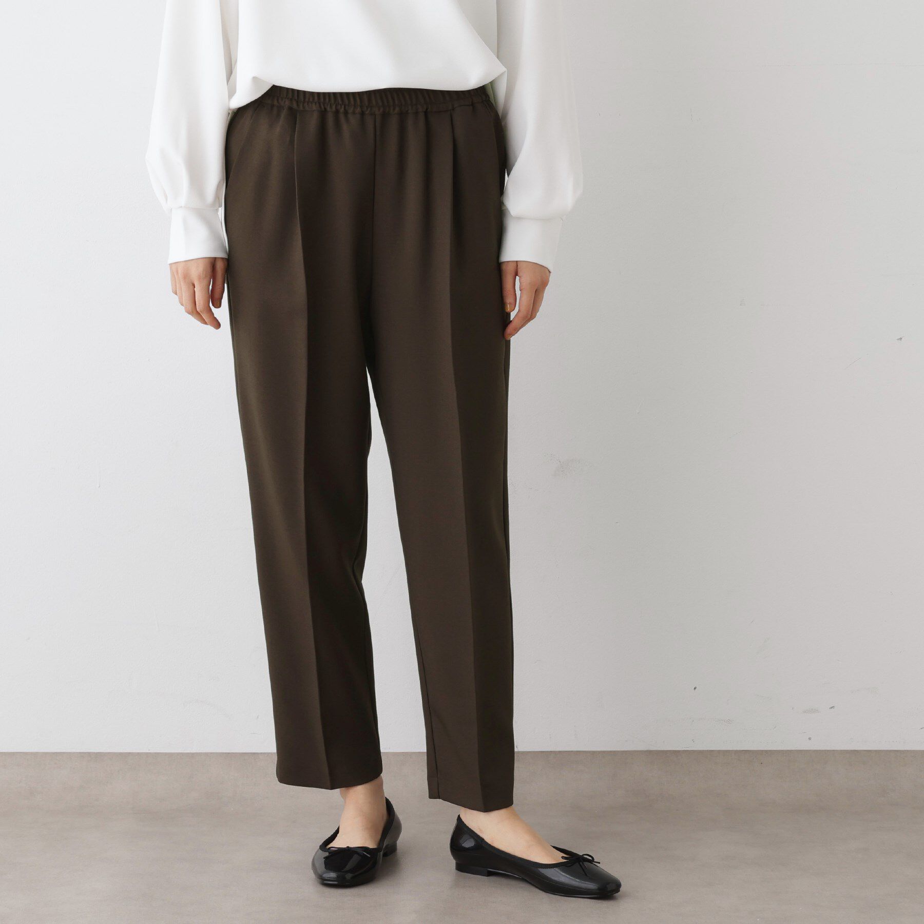 Dessin「【ウエストゴム・洗える】コンフォートテーパードパンツ」|その他|