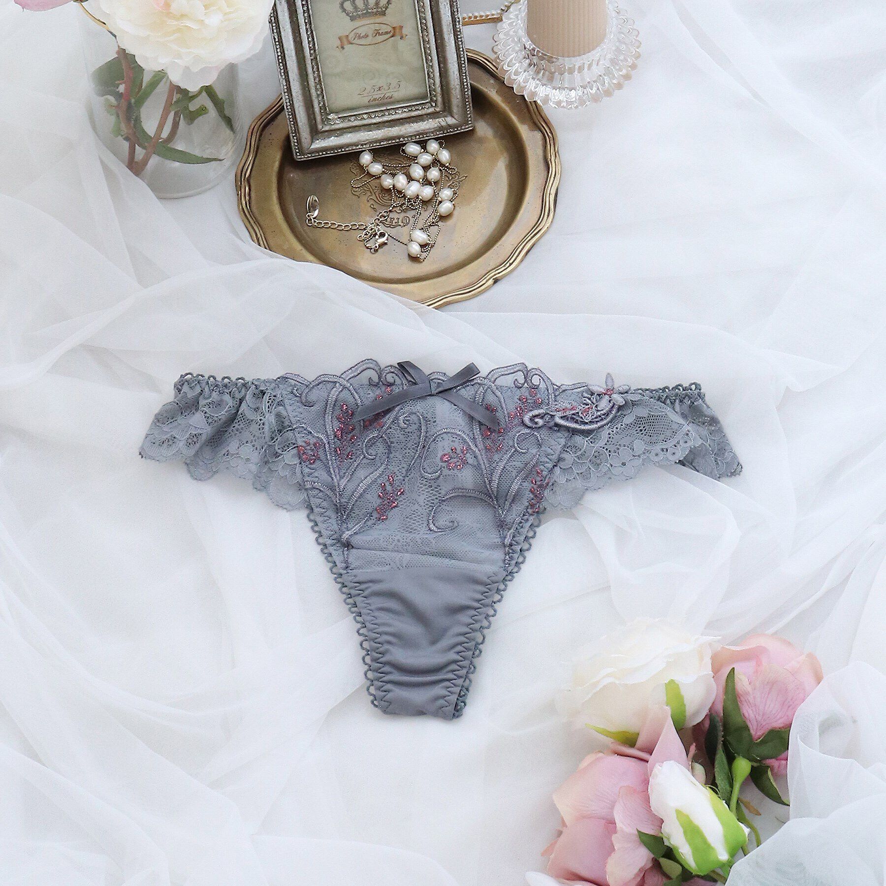 Risa Magli「エリアーヌ Tバックショーツ」|インナー|グレー(010)