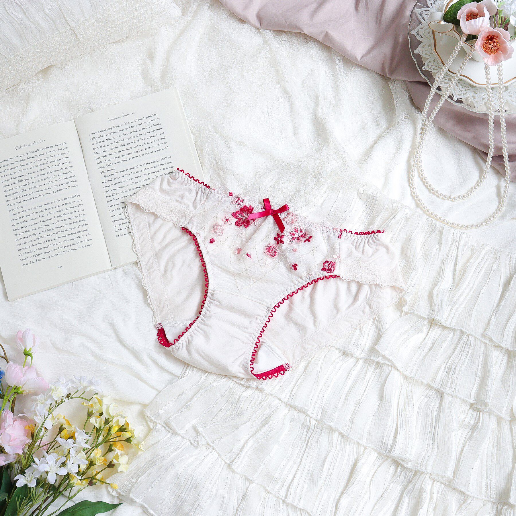 Risa Magli「ハーパー サニタリーショーツ」|インナー|レッド(061)