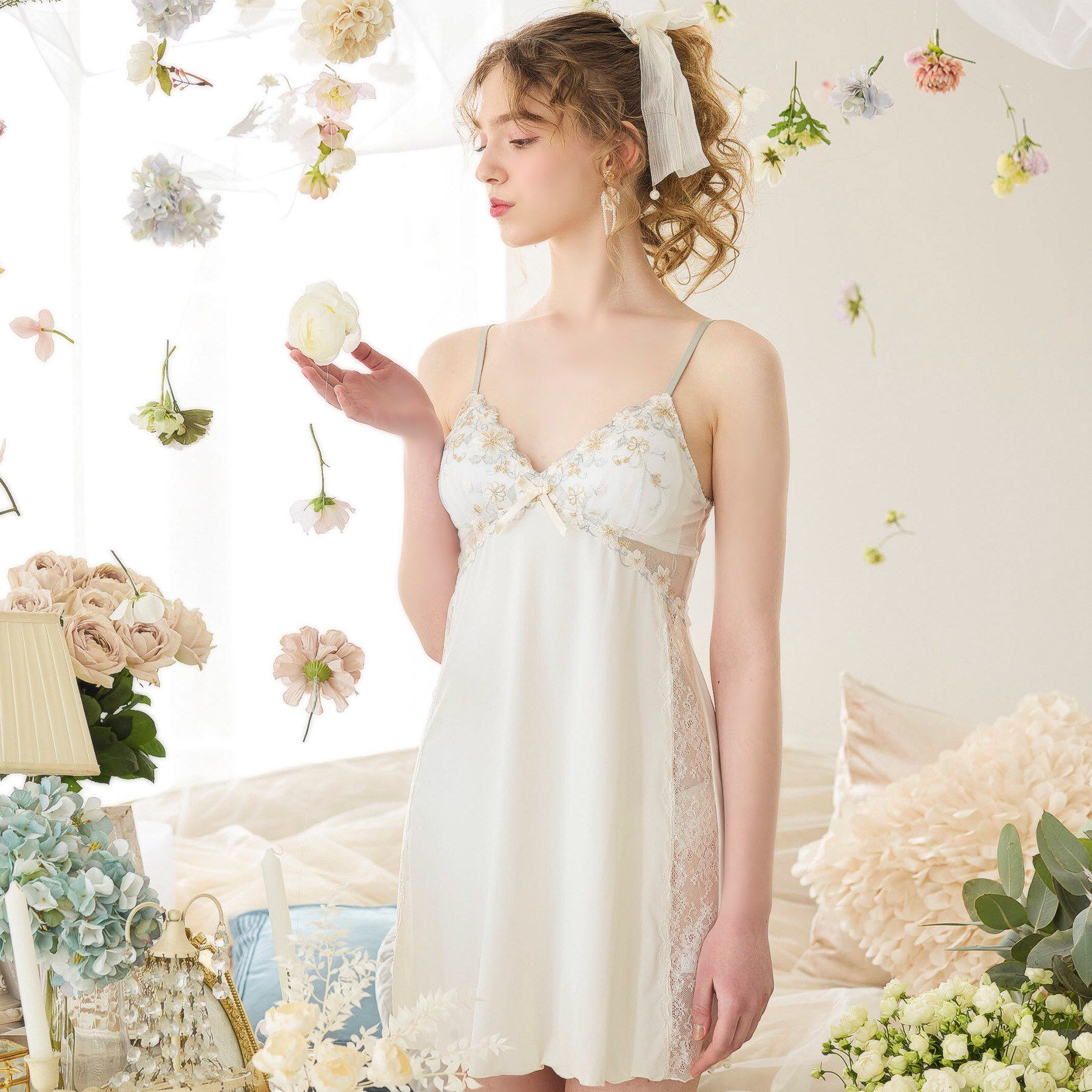 Risa Magli「ジア カップ付スリップ」|キャミソール|