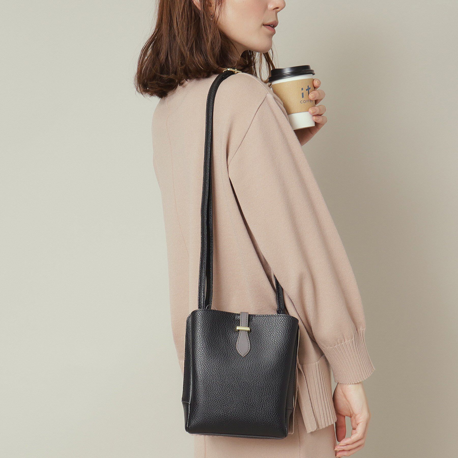 ITS&rsquo;DEMO「ベルト三層ミニショルダー」|ショルダー・メッセンジャー|ブラック(019)