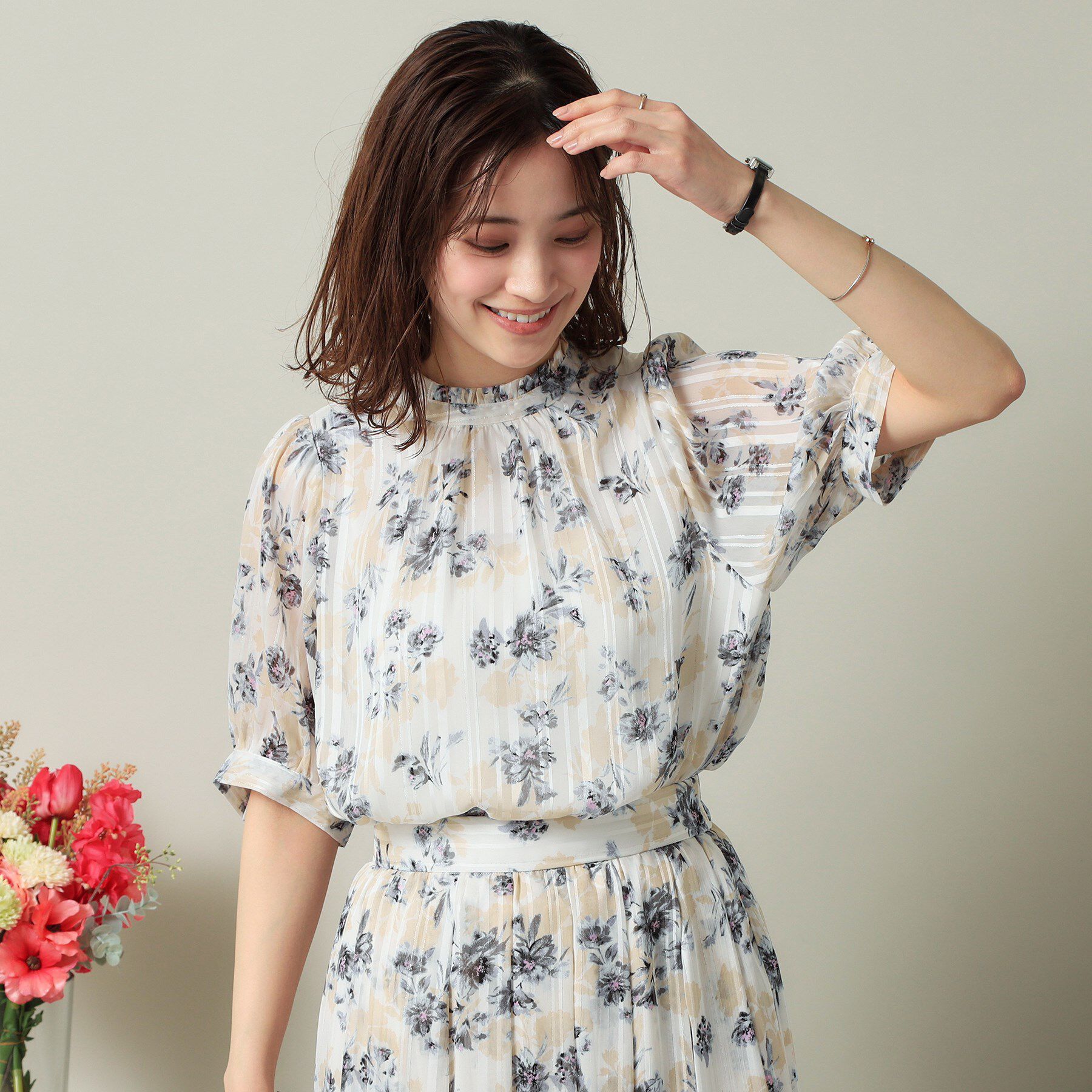 ITS&rsquo;DEMO「【手洗い可／M・Lサイズ展開】ラメストライプ花柄5分袖ブラウス」|シャツ・ブラウス|