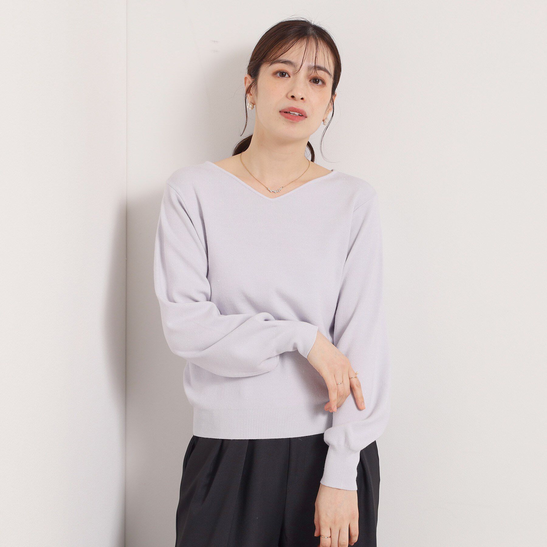 ITS&rsquo;DEMO「【手洗い可】アンジェリーナ総針vネックニット」|ニット・セーター|ライトグレー(011