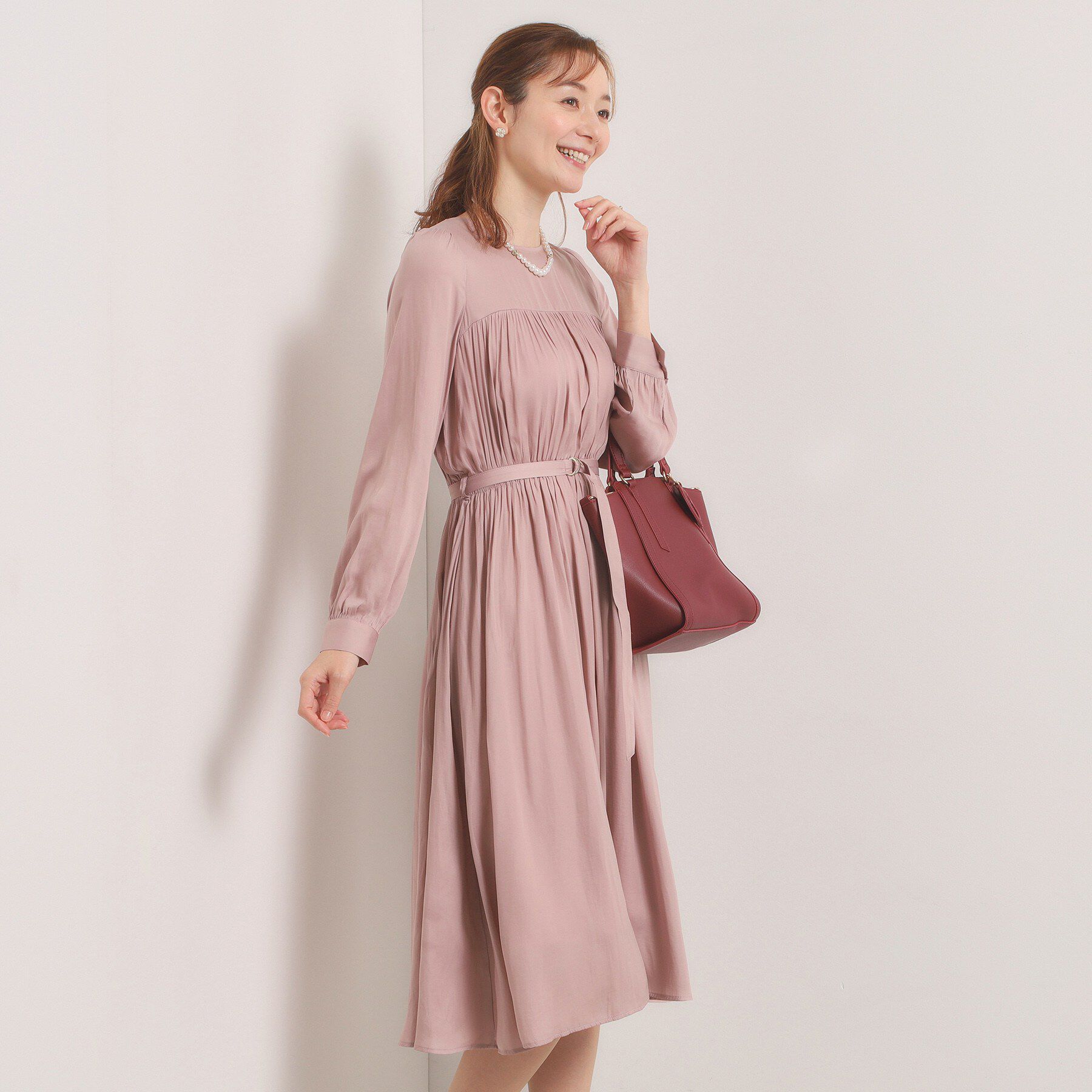 ITS&rsquo;DEMO「【入卒／手洗い可】サテンベルト付きワンピース」|ワンピース|