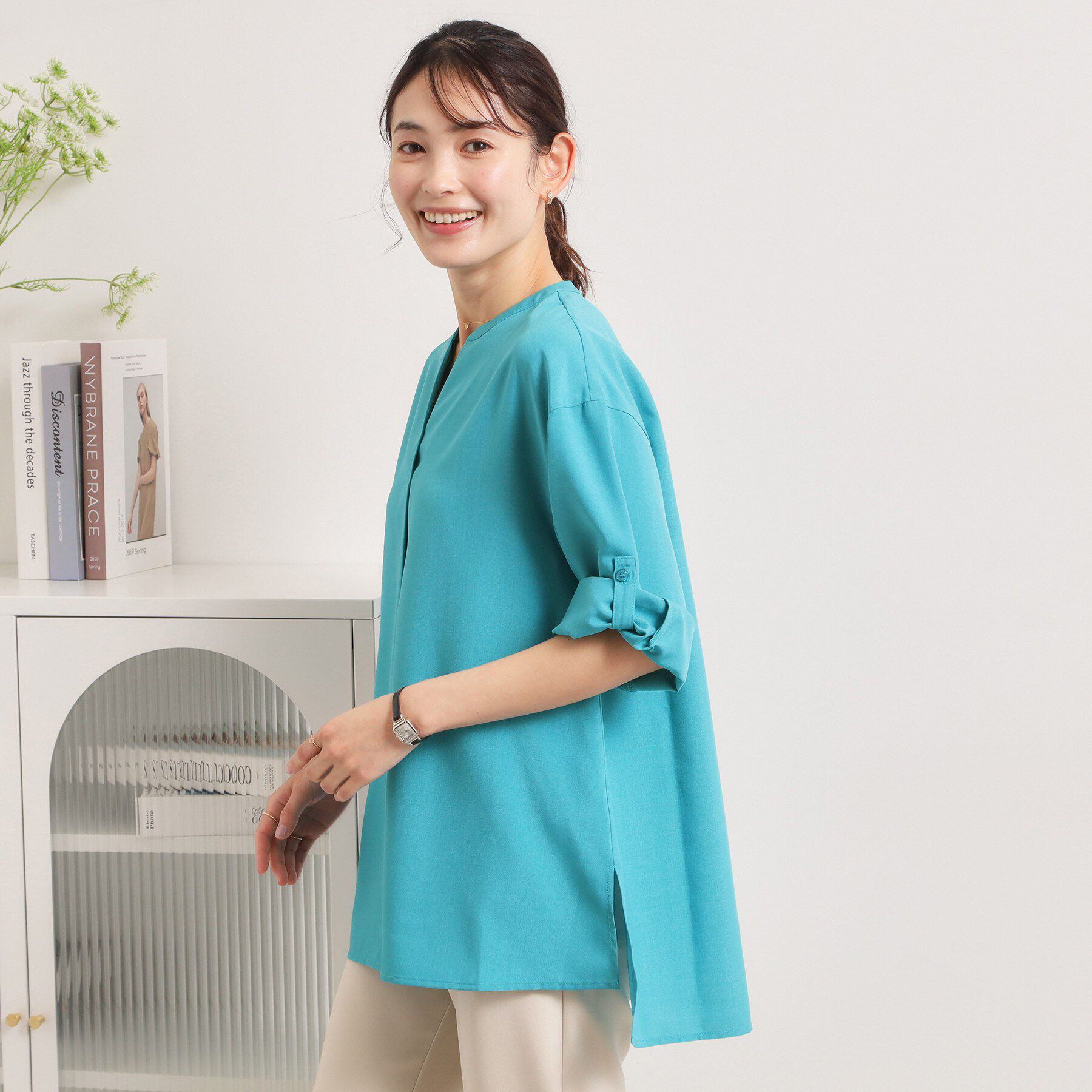 ITS&rsquo;DEMO「【UVケア／洗濯機OK／接触冷感／吸水速乾】麻調合繊スキッパーチュニック」|シャツ・ブラウス|