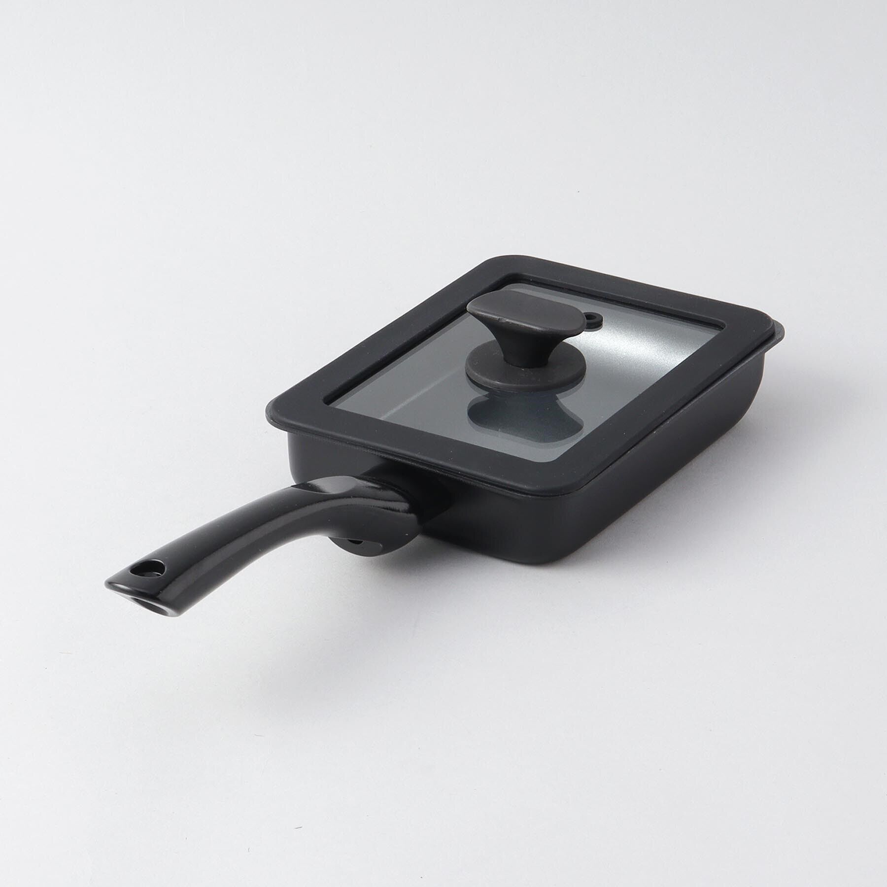 212 KITCHEN STORE「ちょい深スクエアパン＆シリコンカバー BK」|食器・キッチングッズ|