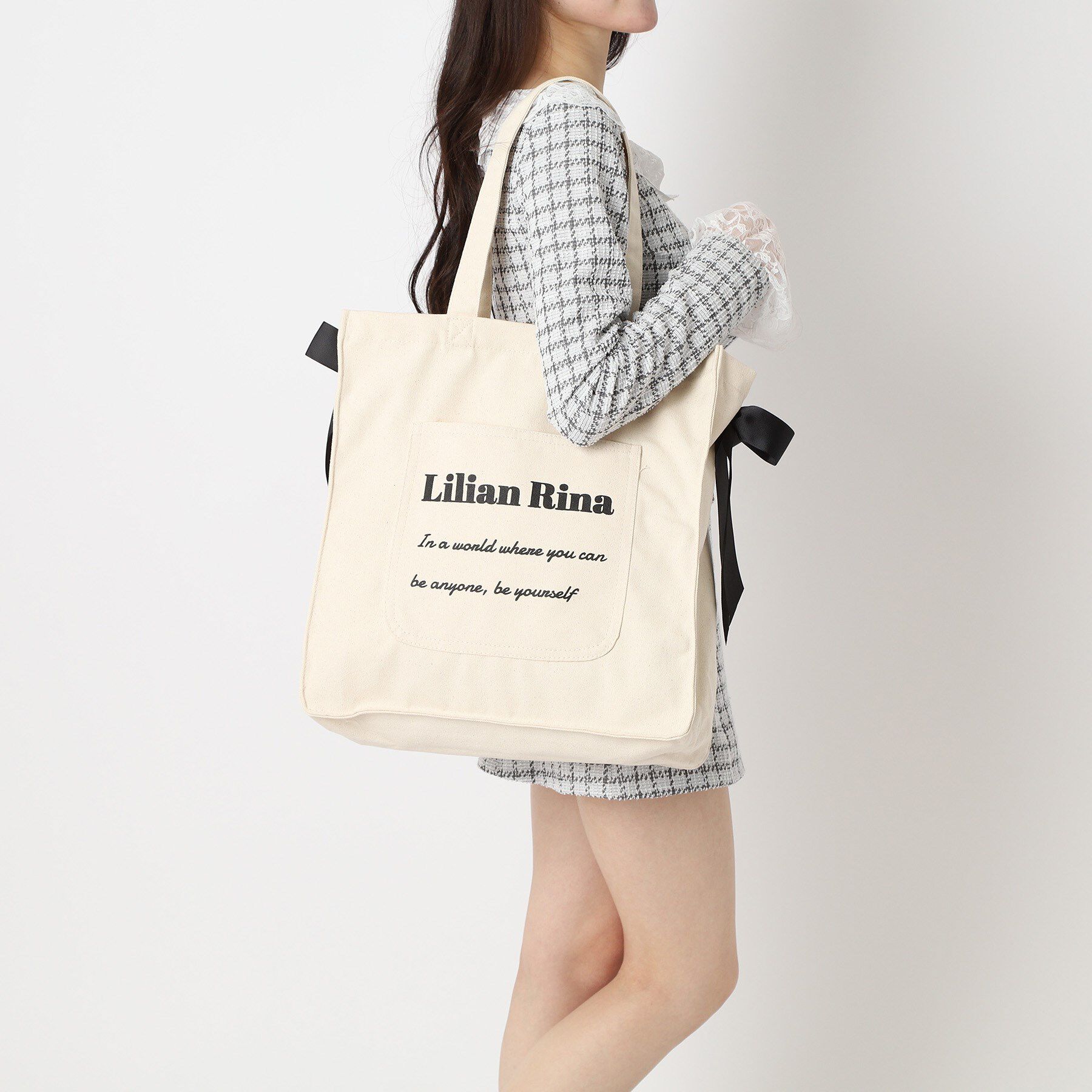 Ober Tashe「【新生活・新学期】推し活にもぴったり！リリアンリーナサイドリボントートバッグ」|トートバッグ|