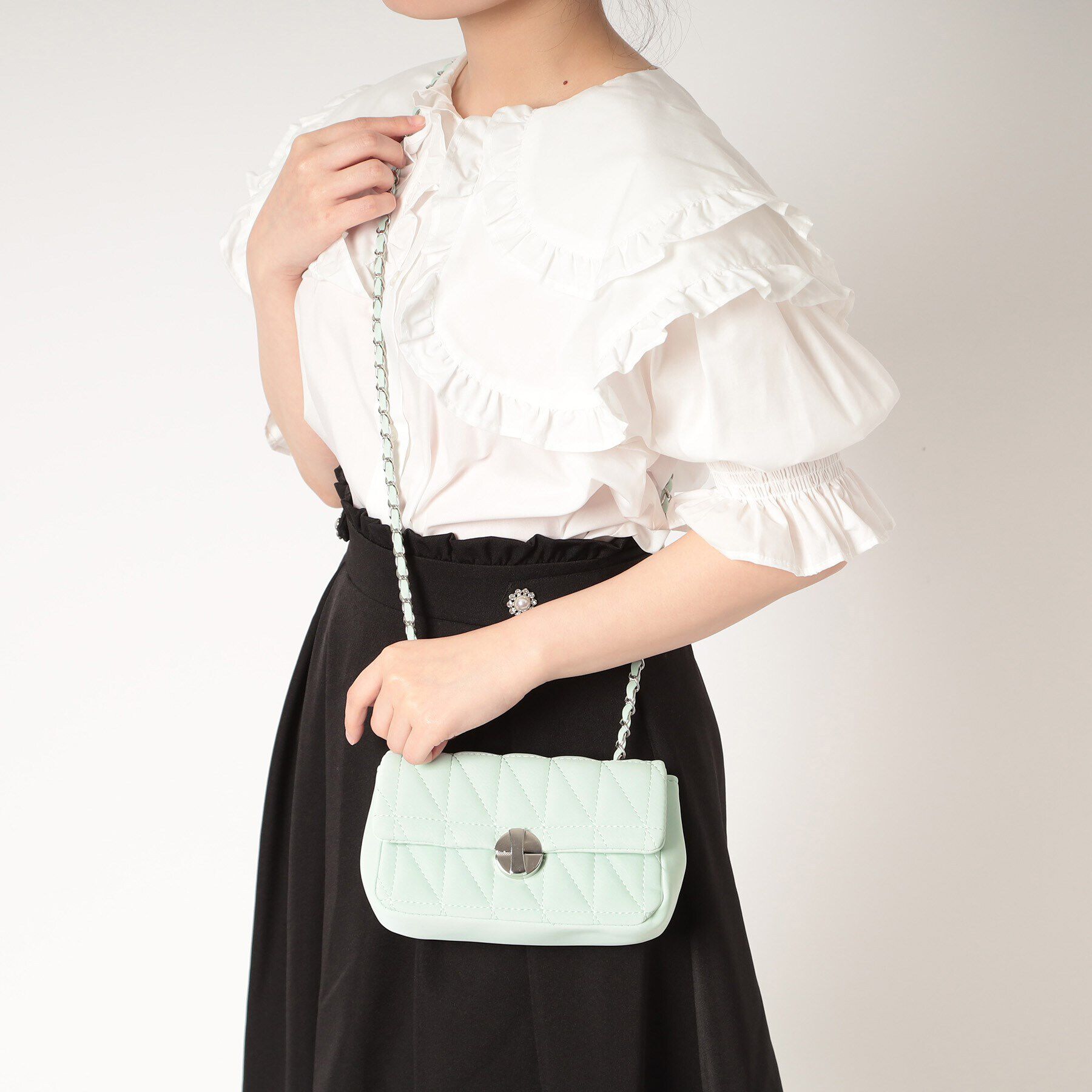 Ober Tashe「キルティングショルダーバッグ」|ショルダー・メッセンジャー|