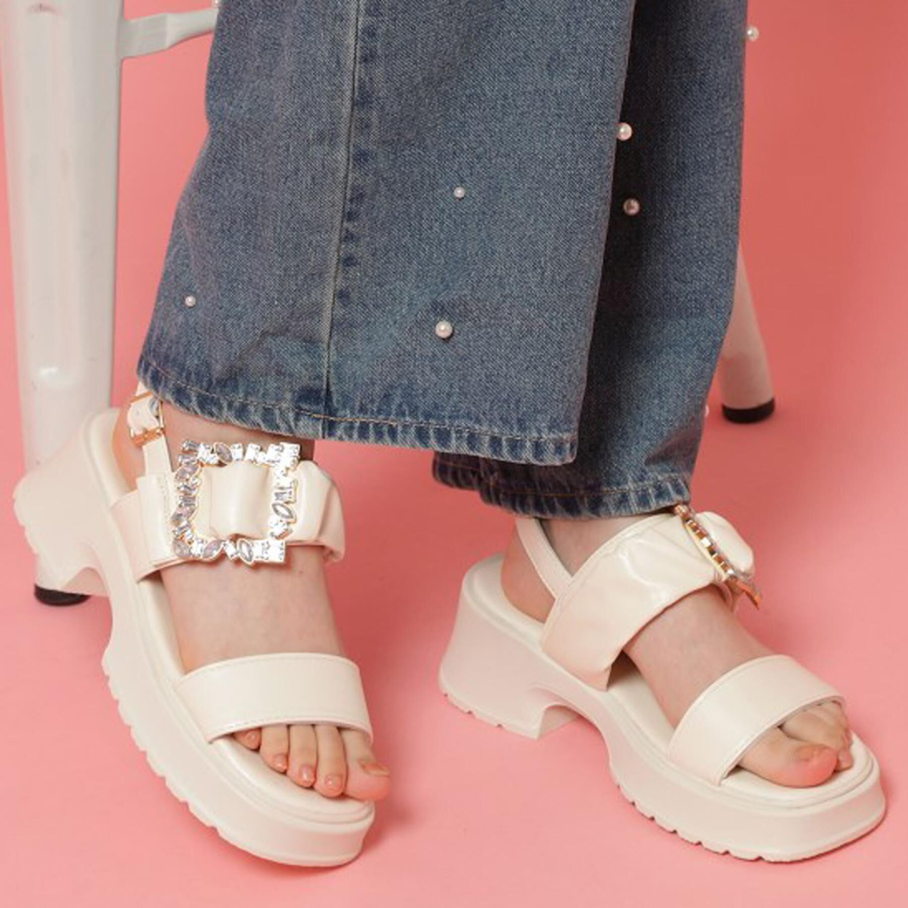 csT&P「バックル付きギャザーサンダル」|サンダル|