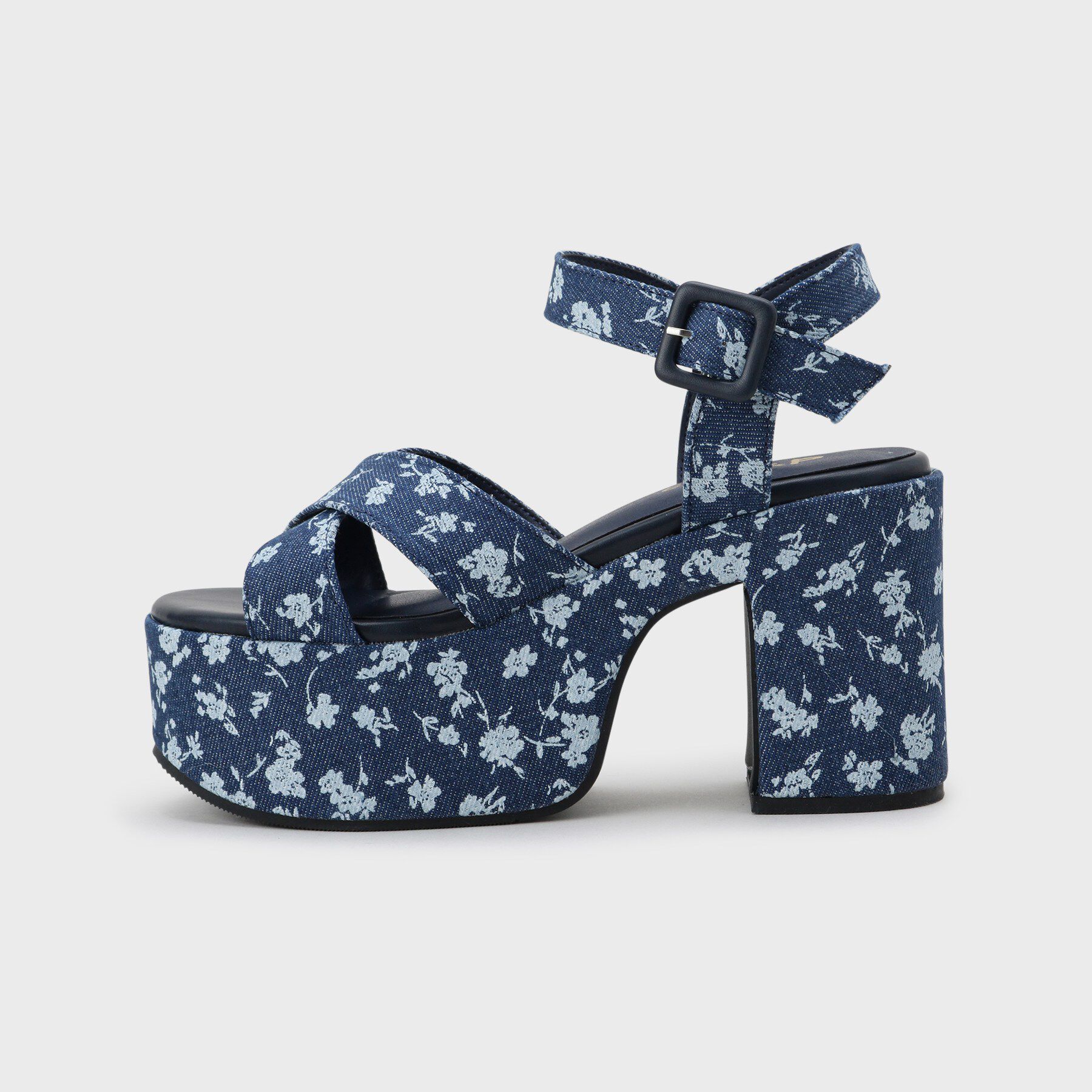 csT&P「厚底クロスサンダル」|サンダル|