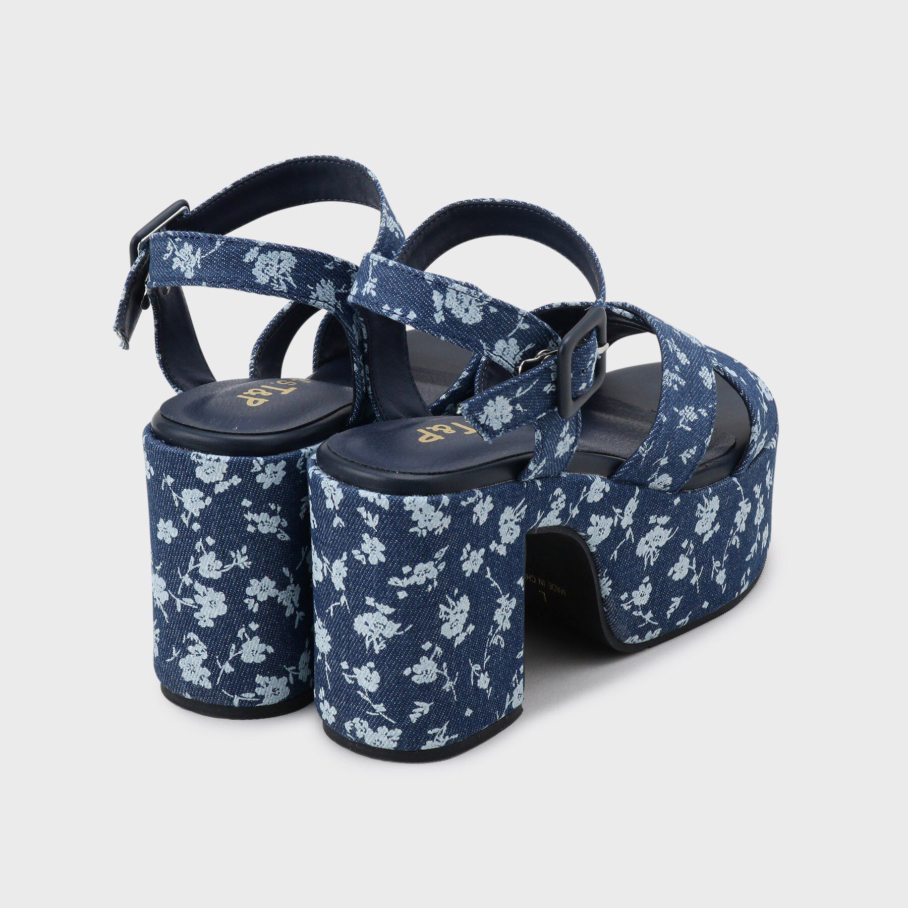 csT&P「厚底クロスサンダル」|サンダル|