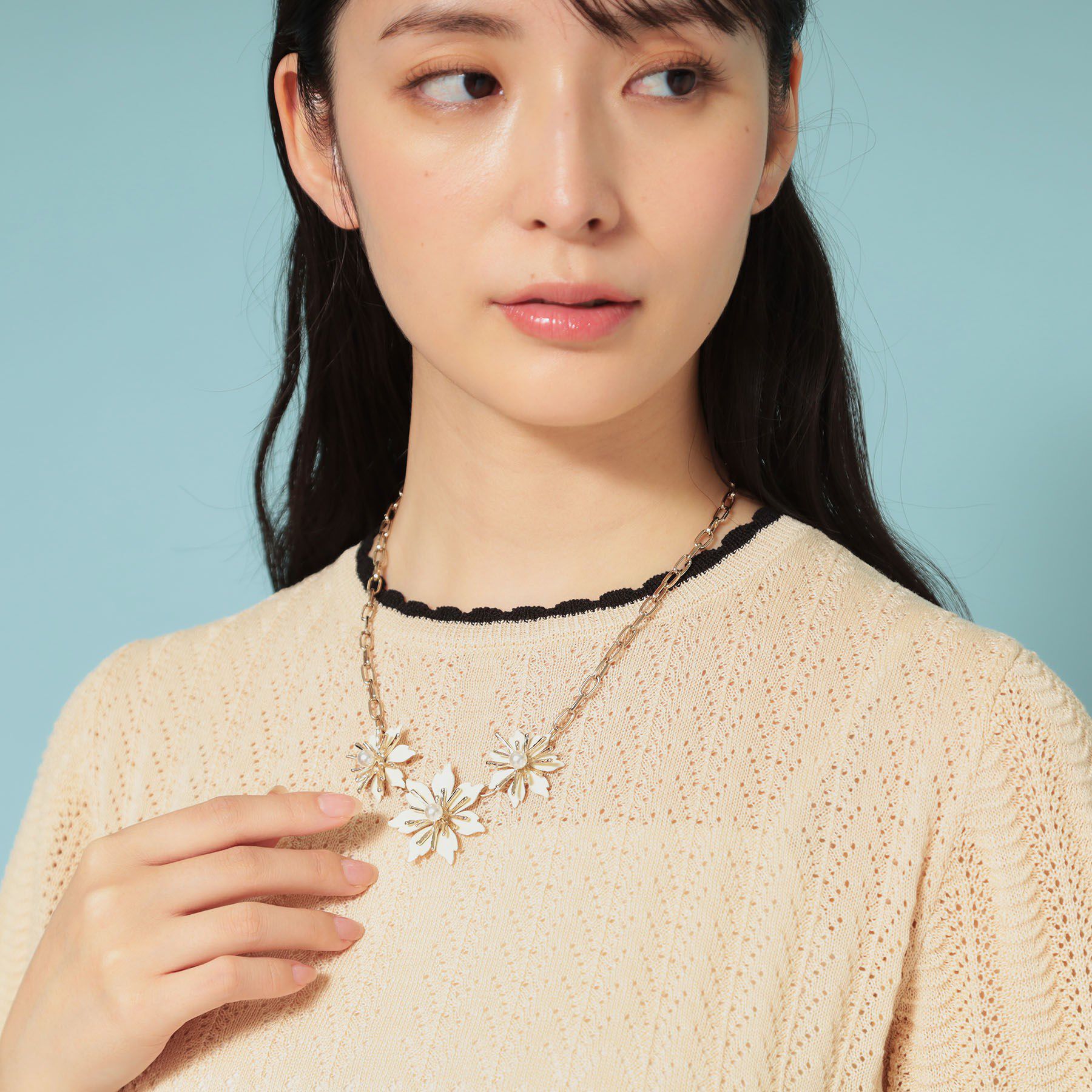 SunaUna「【フェイクパール付】フラワーモチーフショートネックレス」|ネックレス|