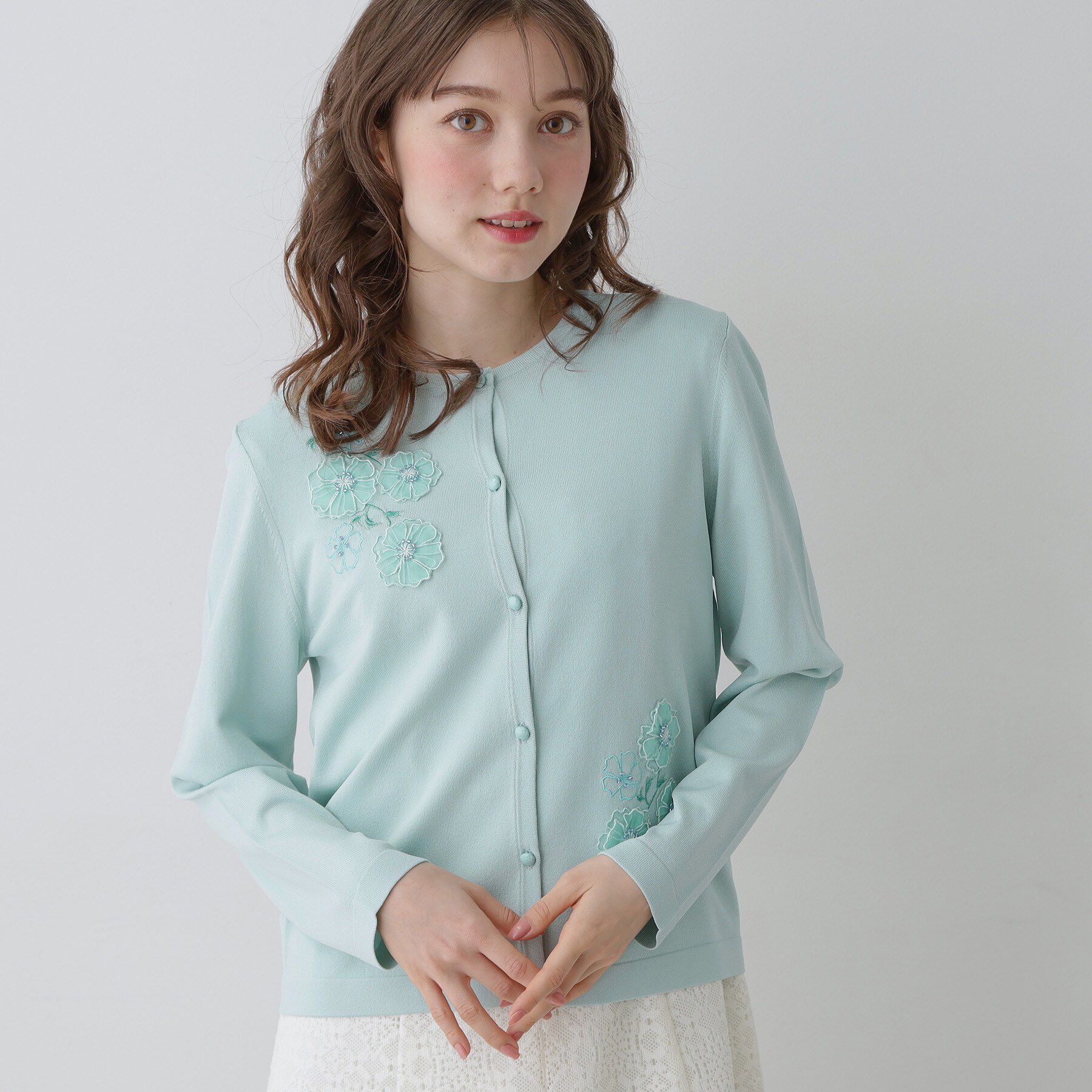 SunaUna「【SS～Lサイズ展開／フラワー刺繍】クラフトニット」|カーディガン|