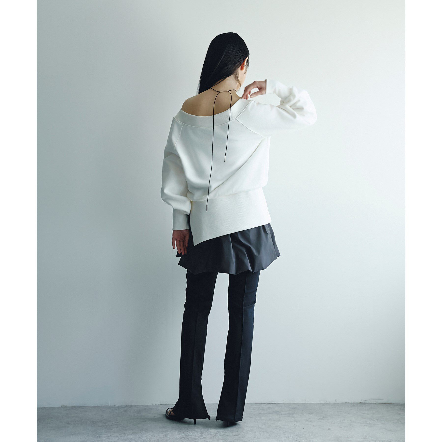 CODE A「off－shoulder sweat」|パーカー|