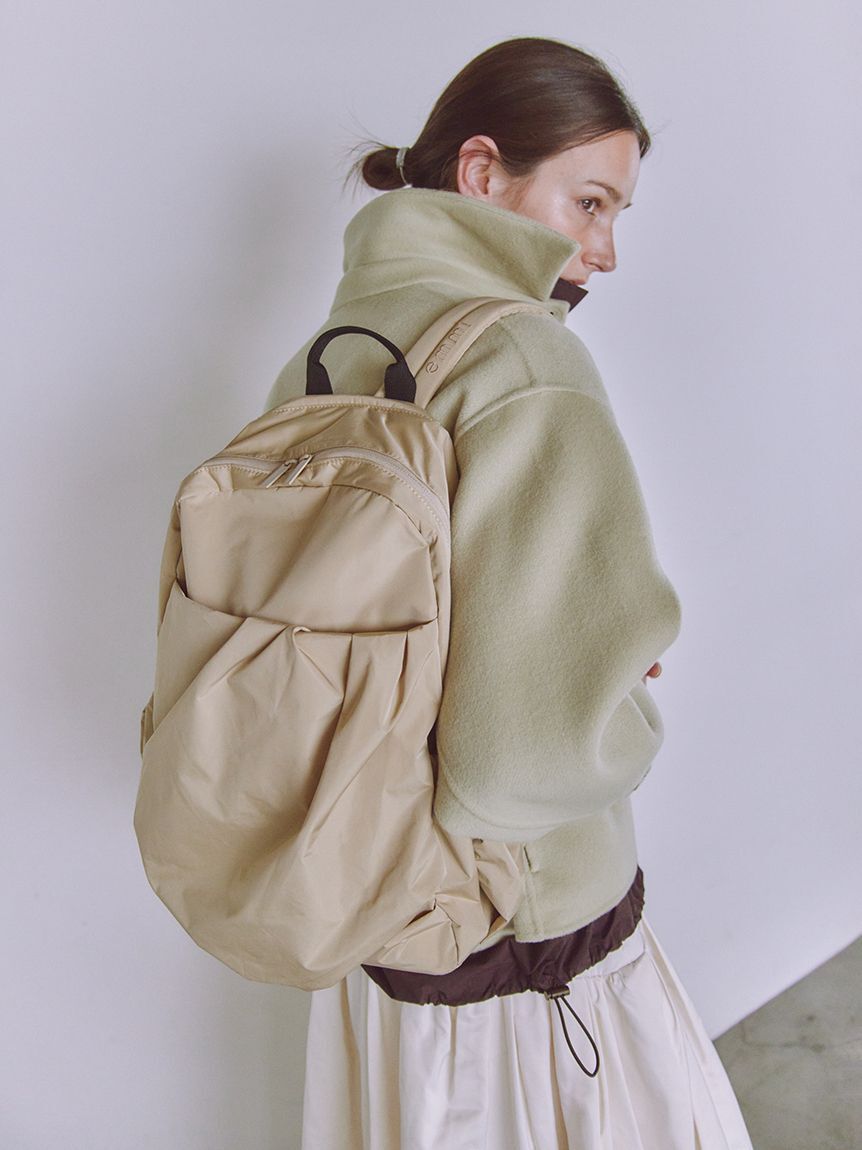 emmi yoga「ディフォームフラワーブラトップ」|キャミソール|