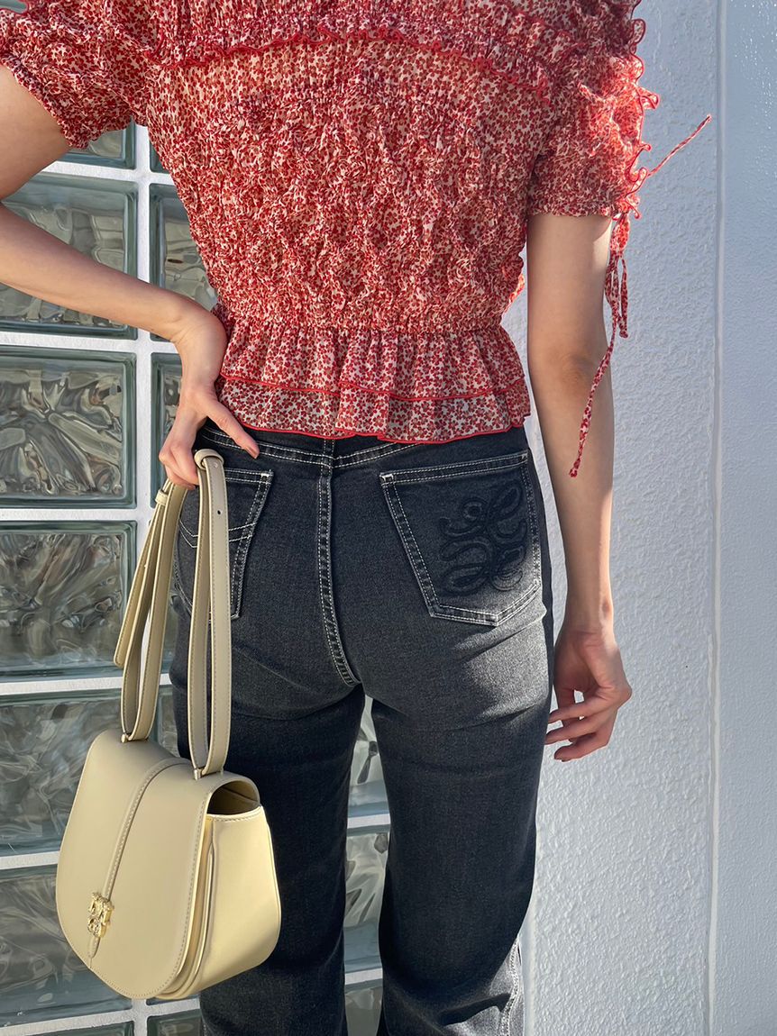 SNIDEL「Sustainableストレッチフレアデニムパンツ」|デニム|