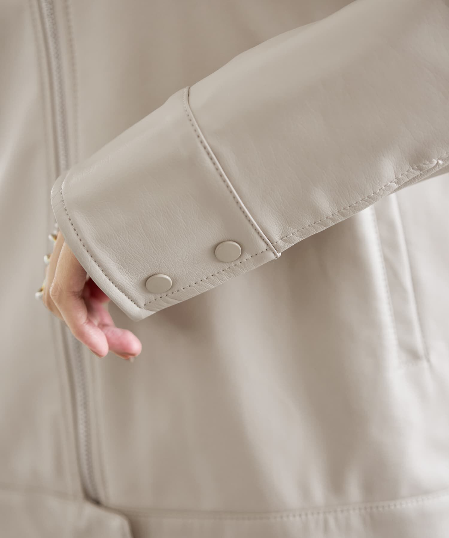 STYLE DELI「フェイクレザーノーカラーブルゾン」|ノーカラージャケット|