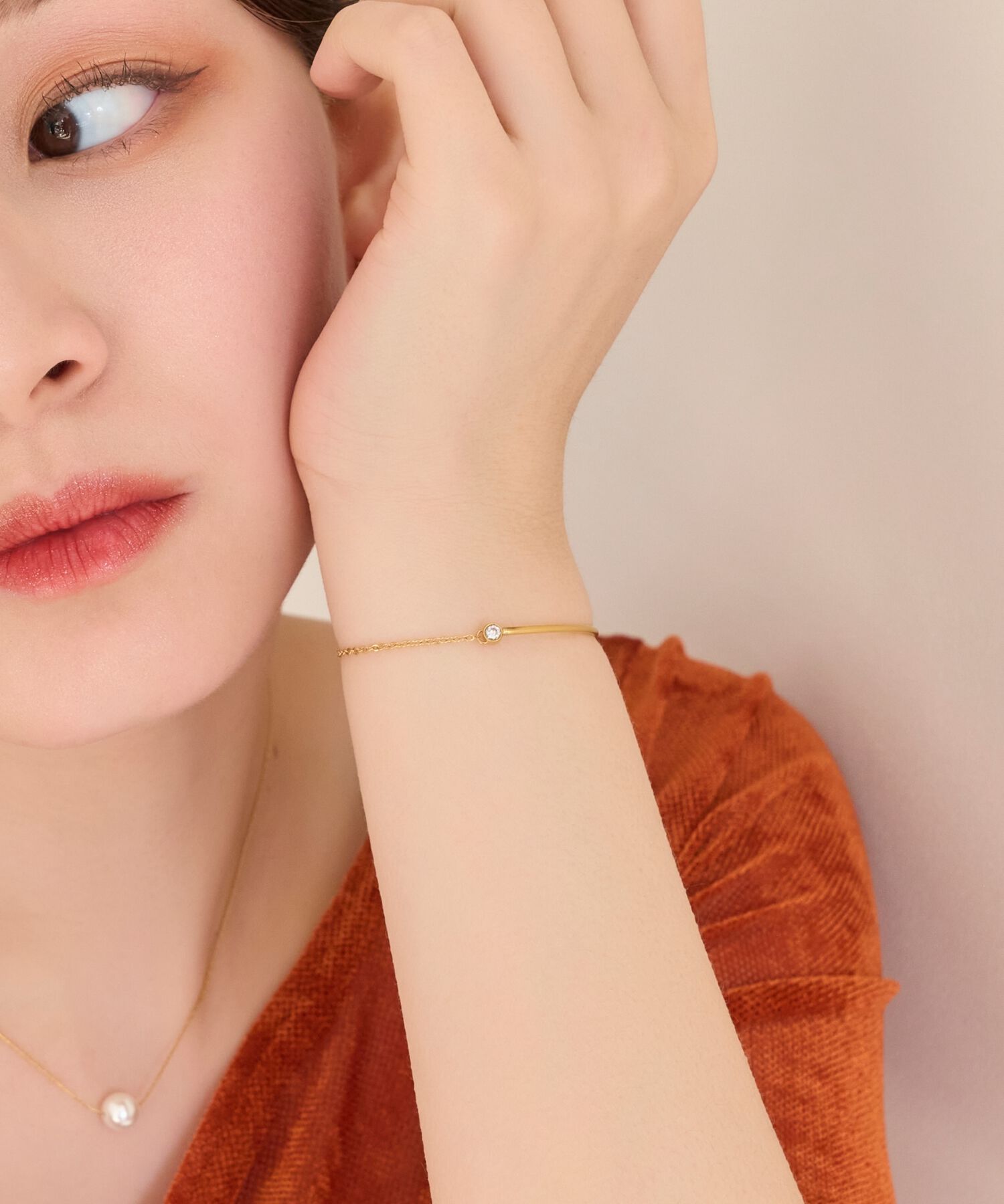 Phoebe「【金属アレルギー対応】グッリターハーフバングルチェーンブレスレット/サージカルステンレス」|ブレスレット・バングル|