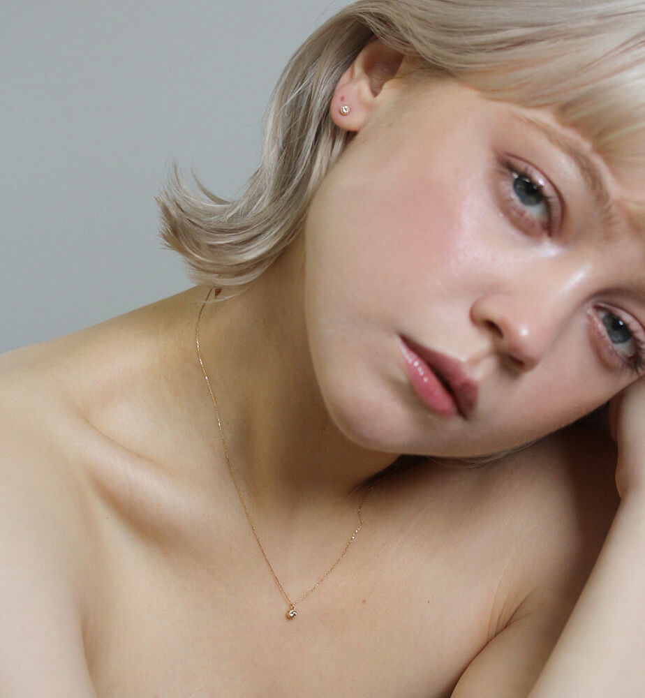  「一石 シャンパンダイヤモンド 0.2ct ピアス | K10YG」|ピアス|