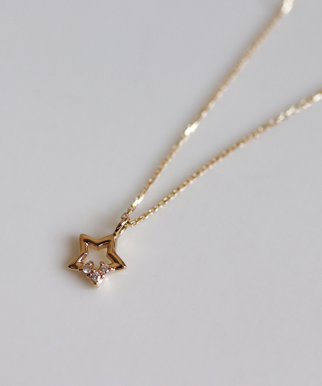  「ダイヤモンド スター ネックレス | K10YG」|ネックレス|