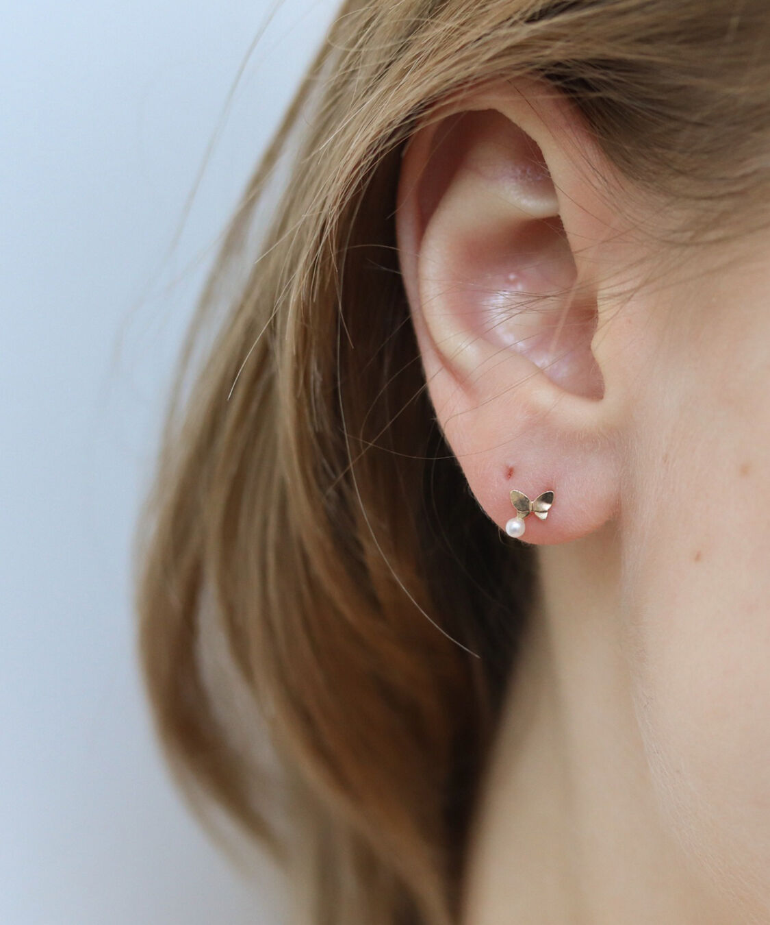  「パール バタフライ ピアス | K10YG  〈Web限定〉」|ピアス|