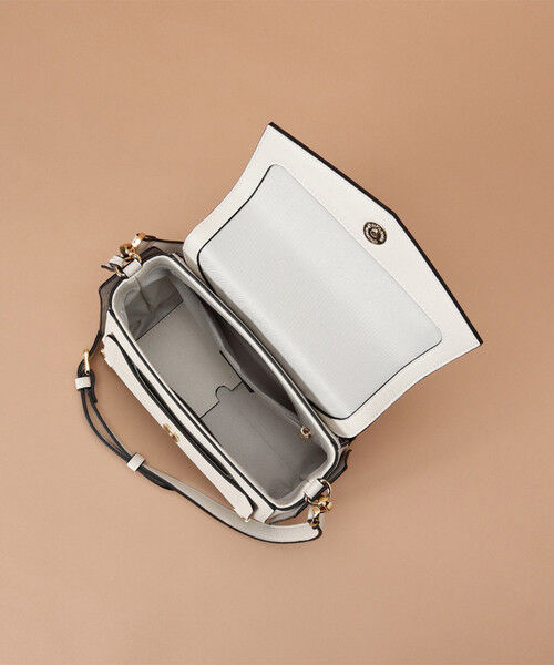 Samantha Thavasa「ビジューチャーム付き ショルダーバッグ」|ショルダー・メッセンジャー|