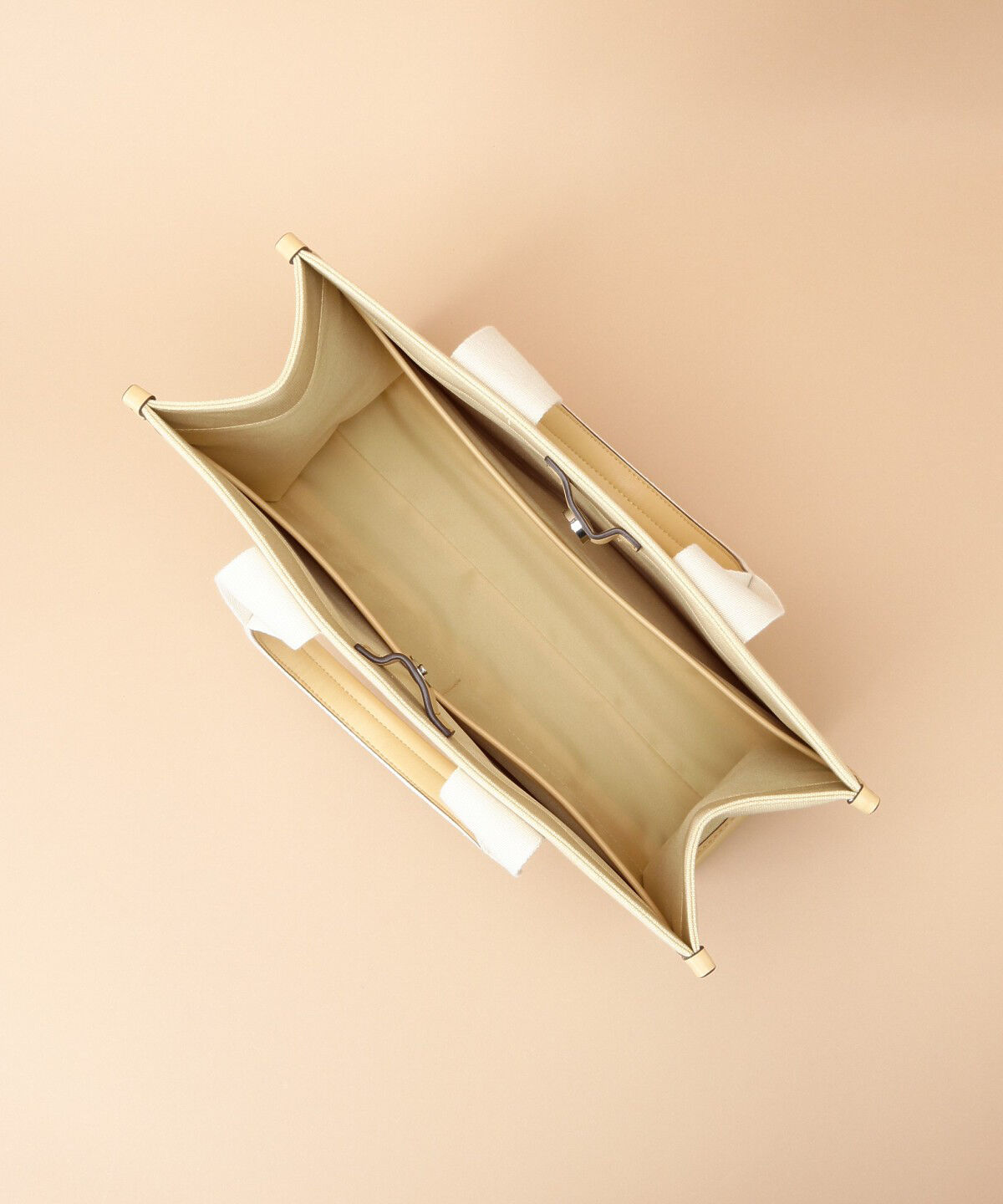 Samantha Thavasa「スクエアキャンバストート 大サイズ」|トートバッグ|