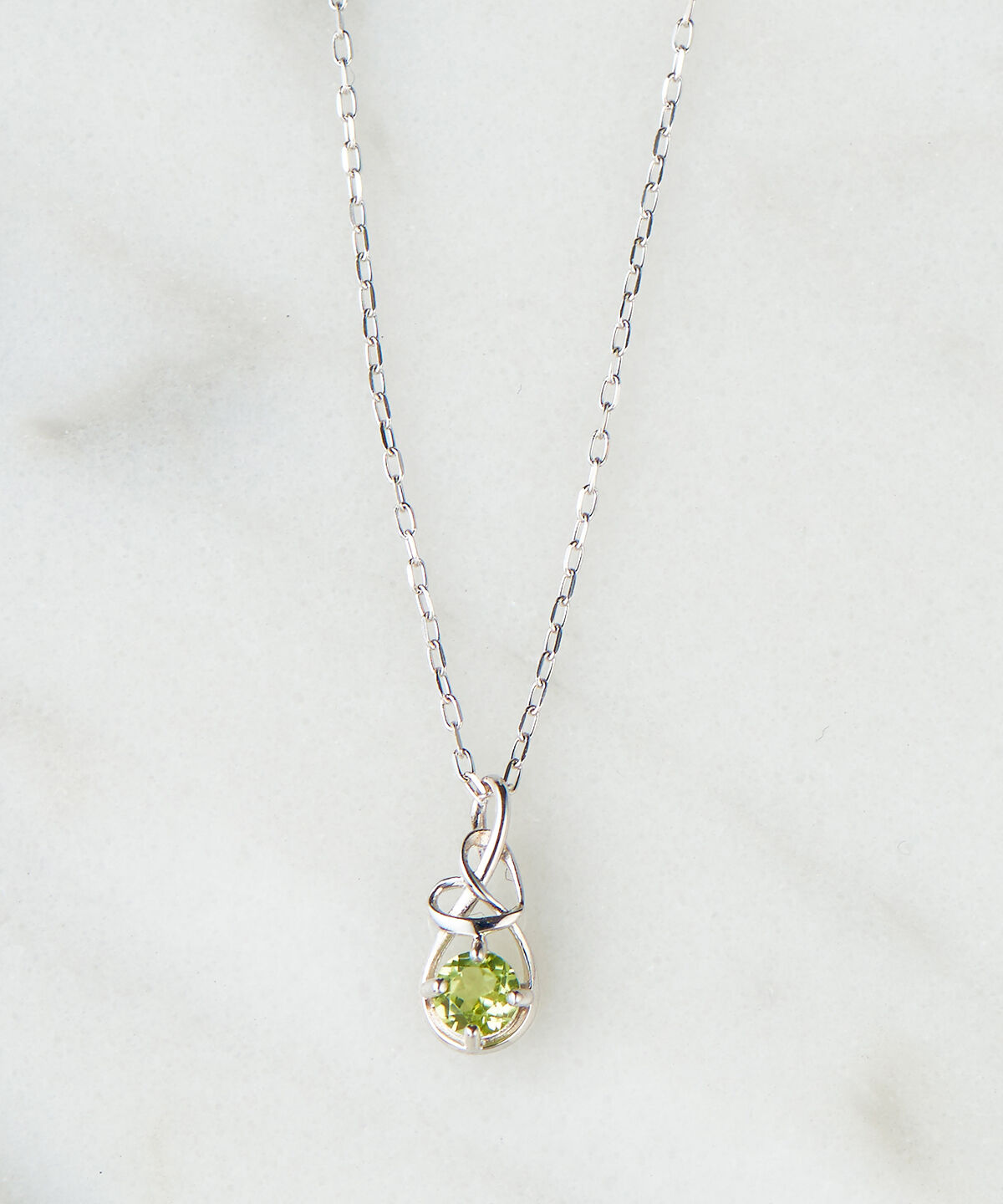 Samantha Tiara「K10 WG Infinity Love Knot バースデーストーンネックレス《8月 誕生石》」|ネックレス|K10 WG