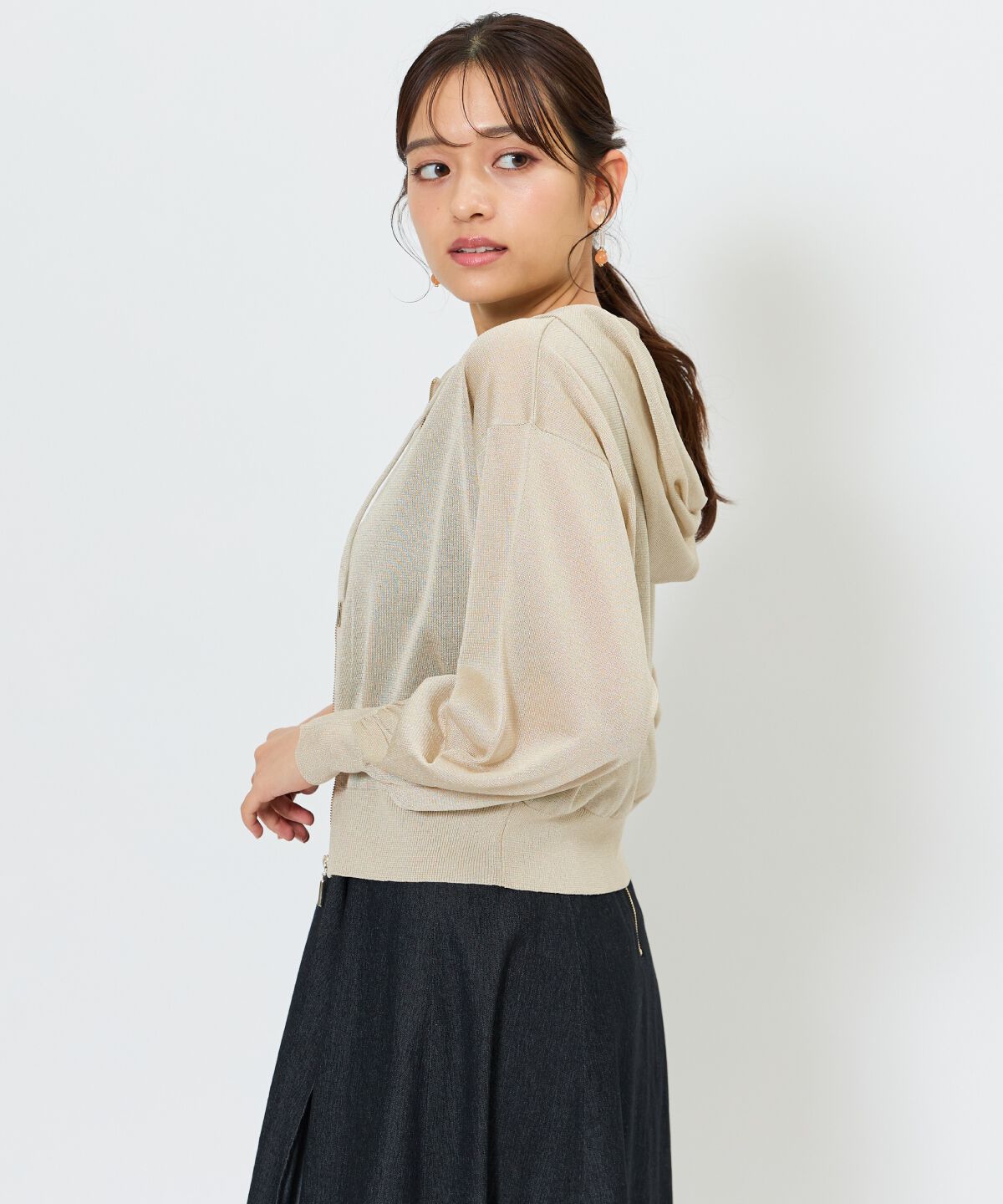 アンドクチュール「コンパクトシアーフーディー」|パーカー|