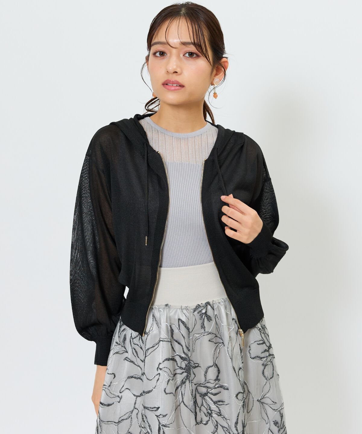 アンドクチュール「コンパクトシアーフーディー」|パーカー|