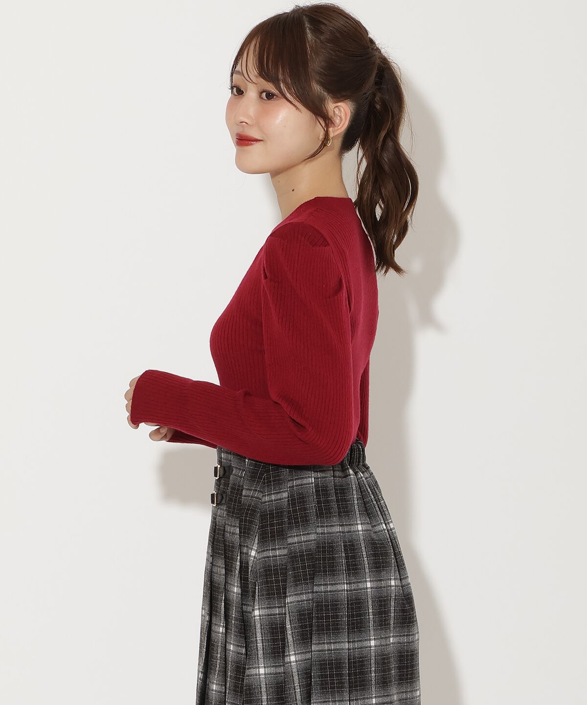 アンドクチュール「肩ギャザーハイネックリブニット」|ニット・セーター|