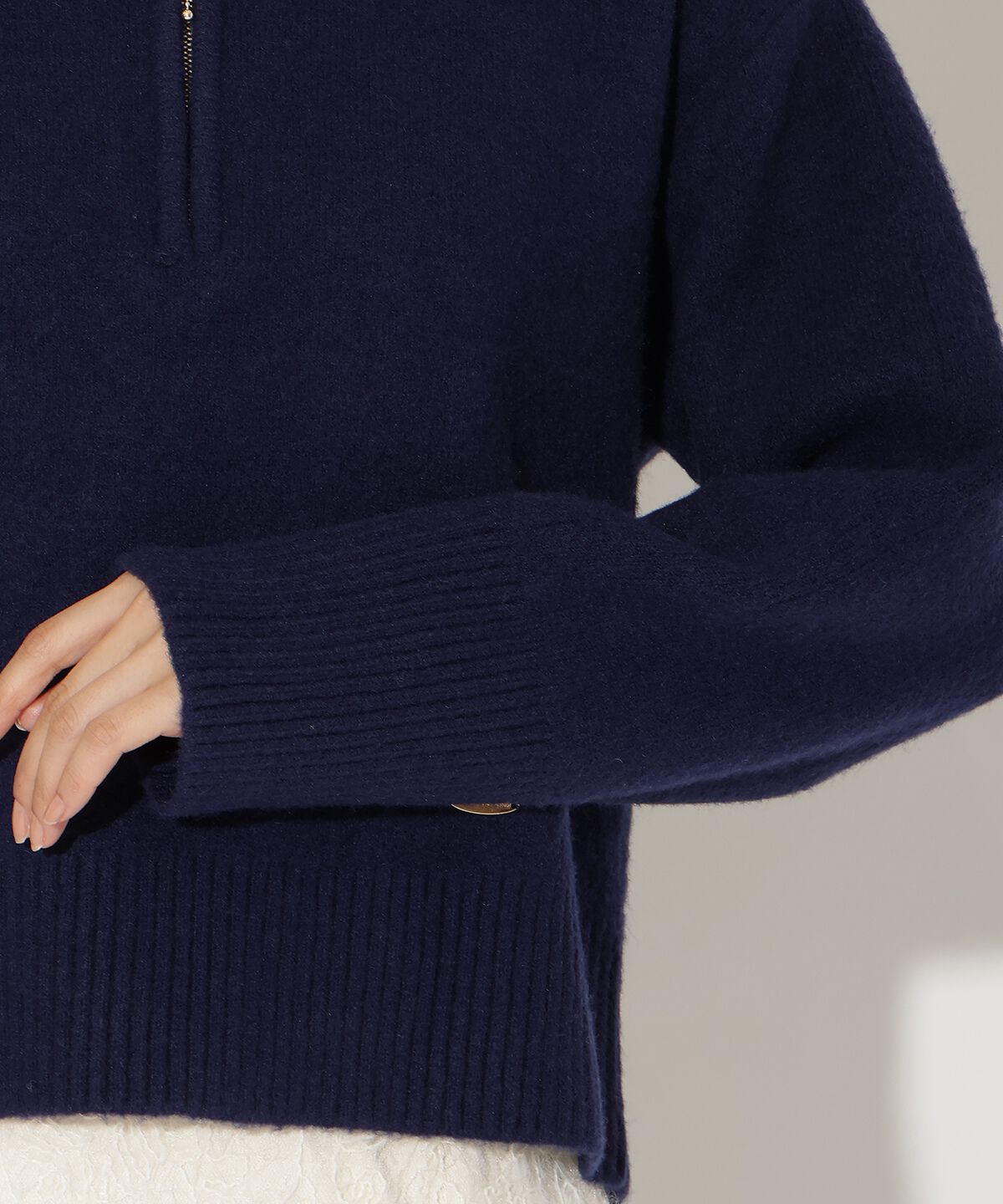 アンドクチュール「ZIPビッグカラープルオーバー」|ニット・セーター|